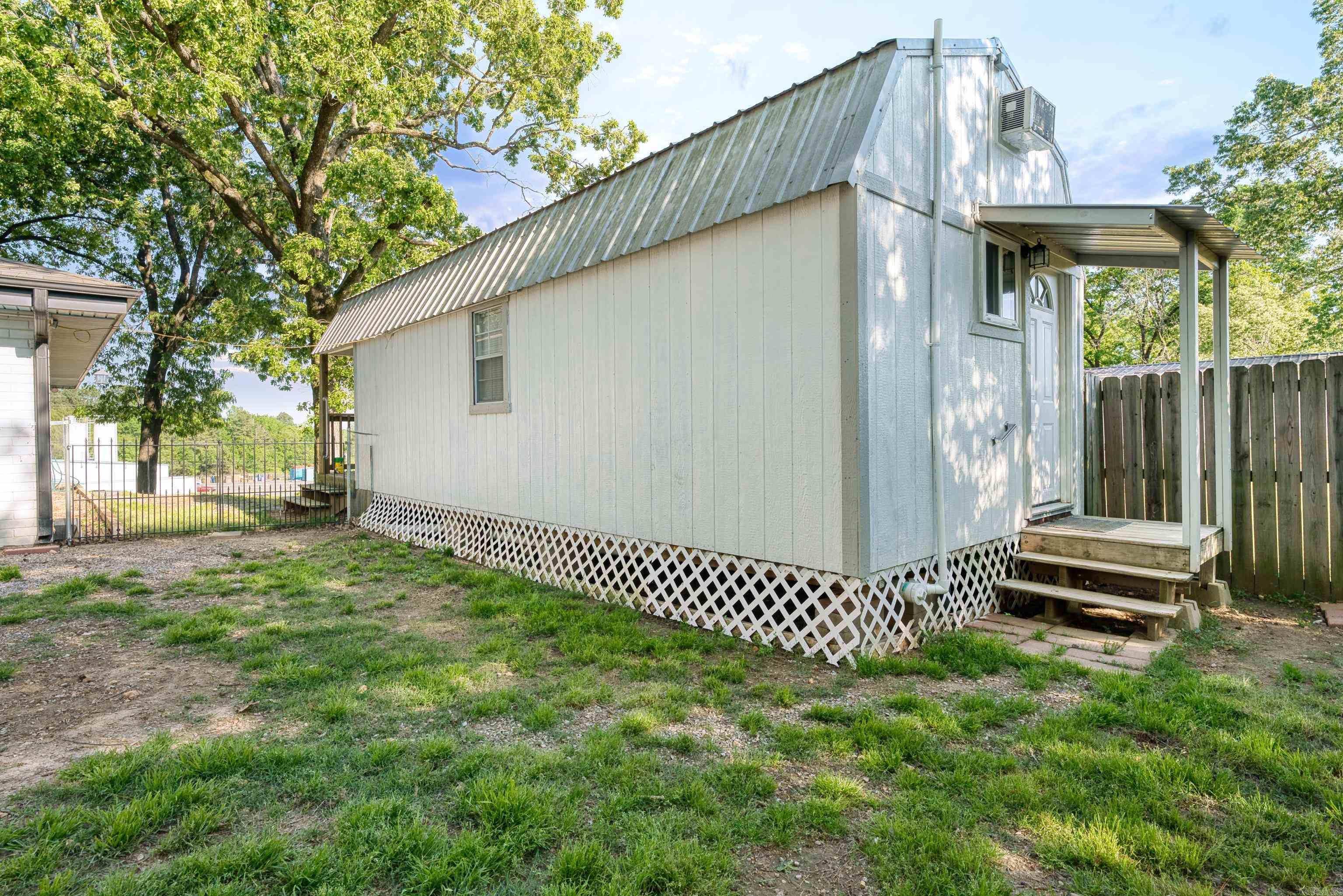 135 Roundwood Drive  Hot Springs, AR