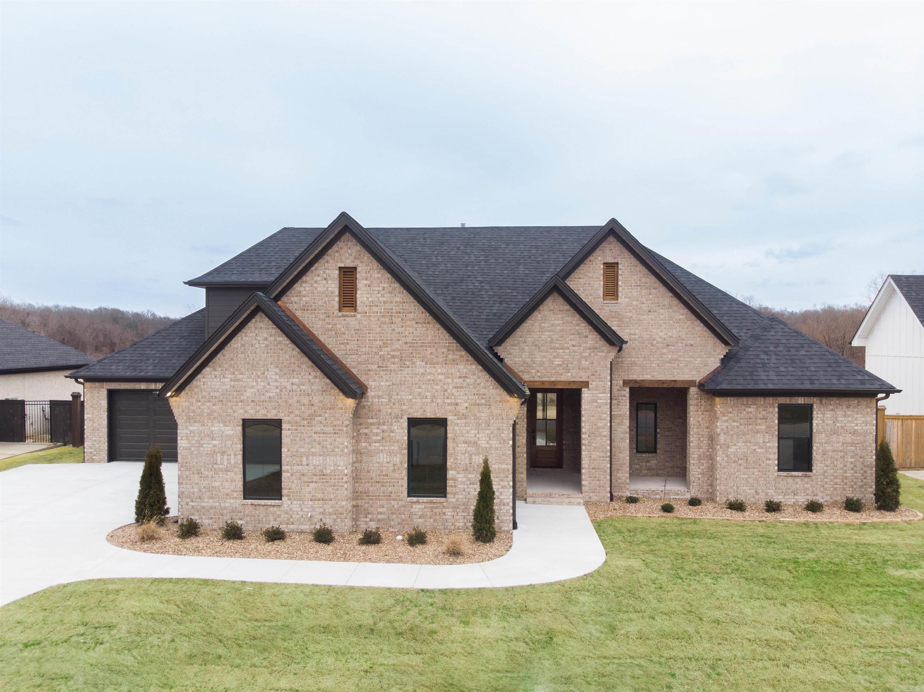 114 Timberland Trail Maumelle, AR 72113