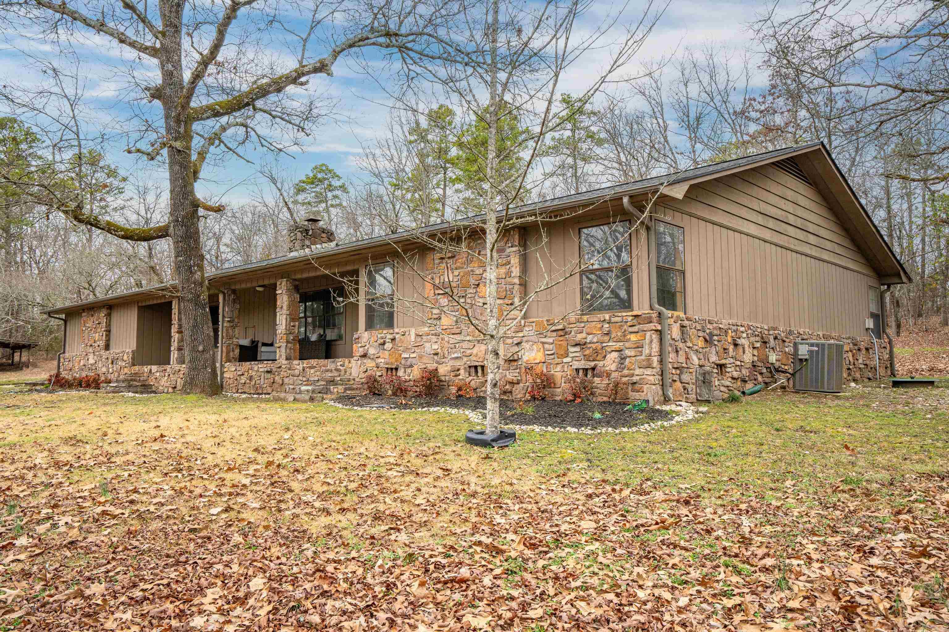 2637  Spring  Hot Springs, AR