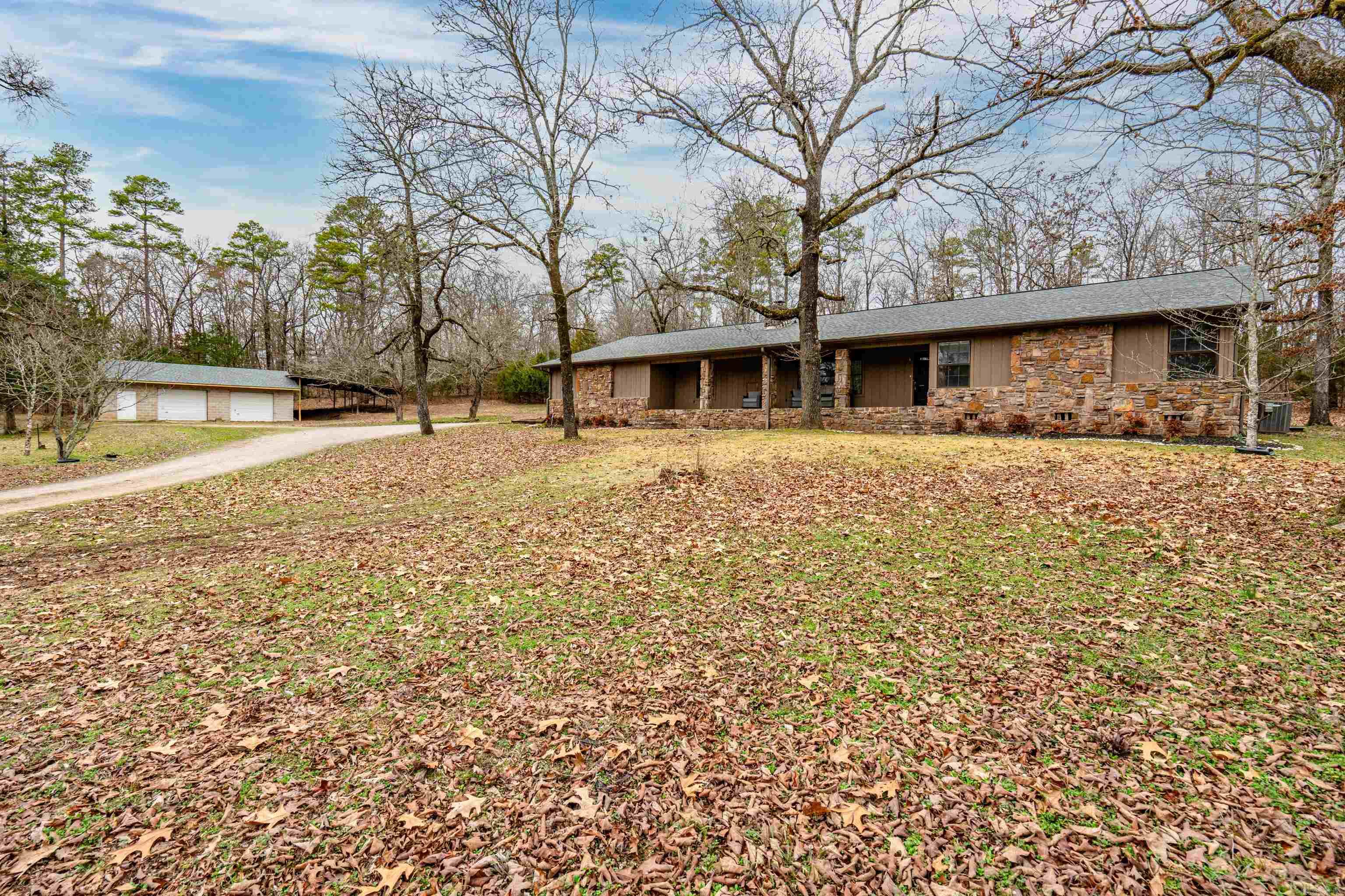 2637  Spring  Hot Springs, AR