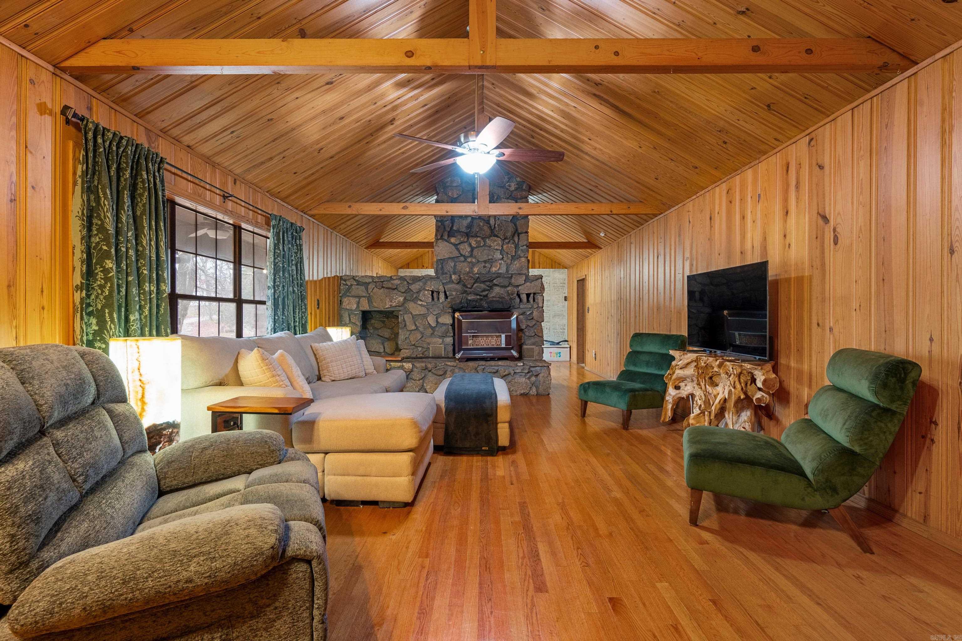 2637  Spring  Hot Springs, AR
