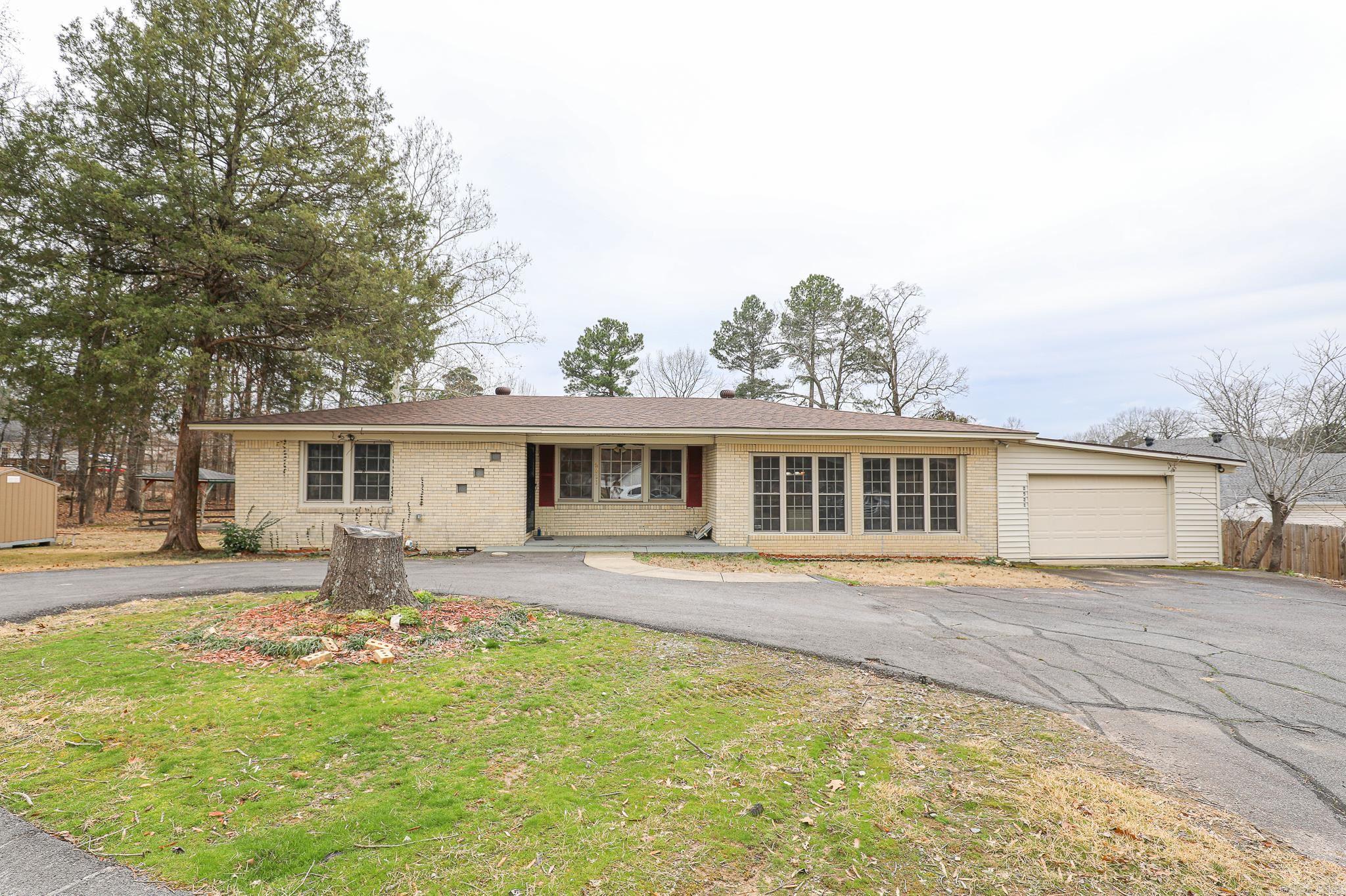 2521  NORTHSHORE  Benton, AR