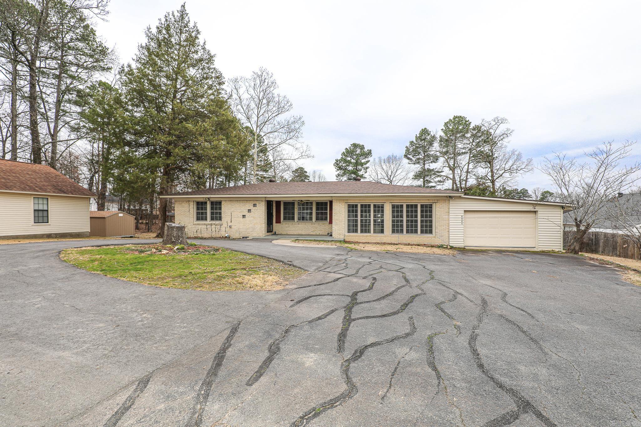 2521  NORTHSHORE  Benton, AR