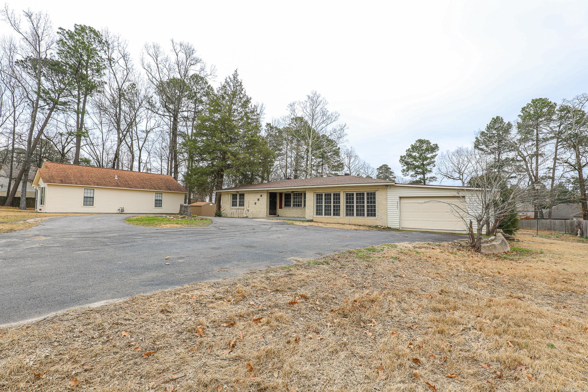 2521  NORTHSHORE  Benton, AR