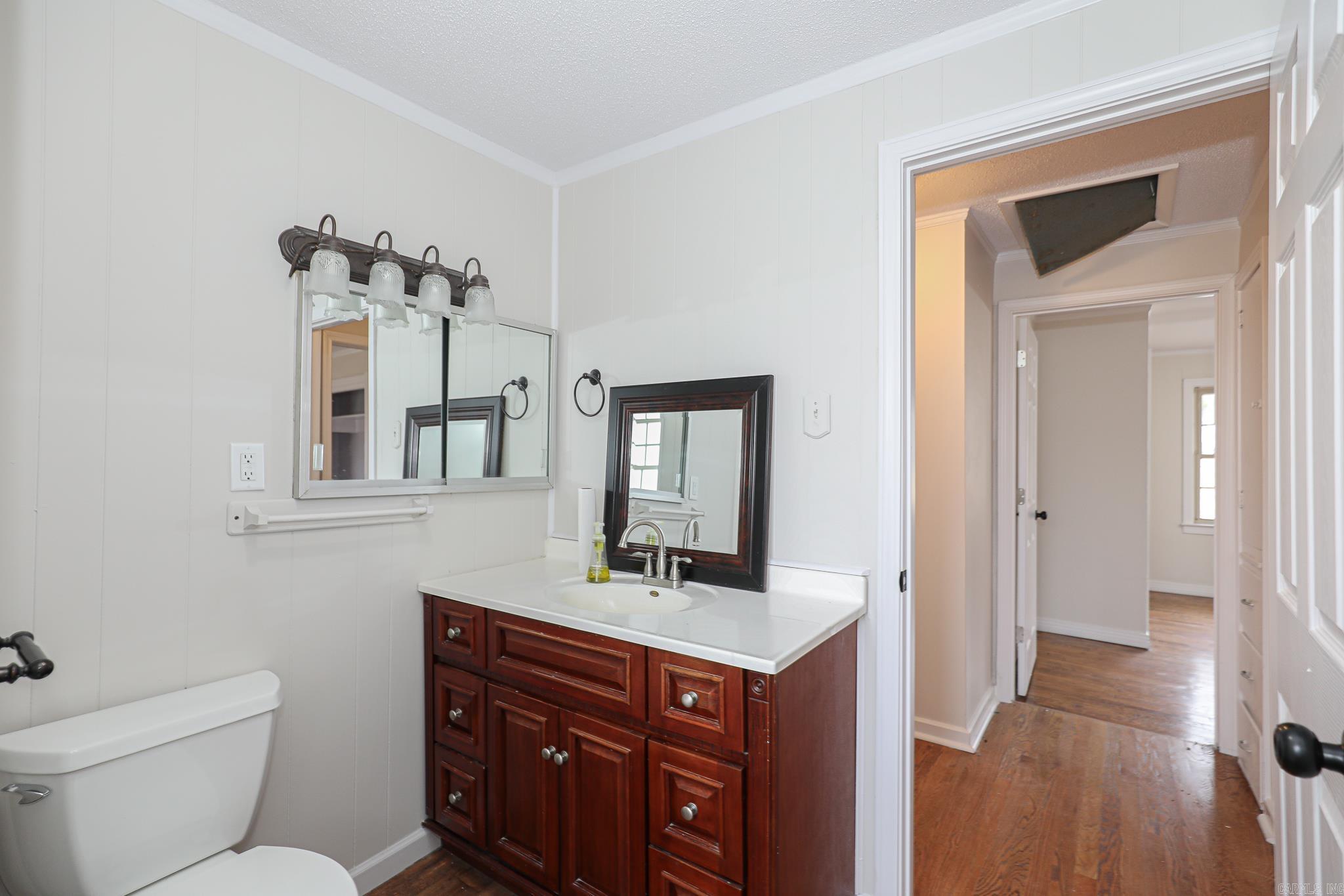 2521  NORTHSHORE  Benton, AR