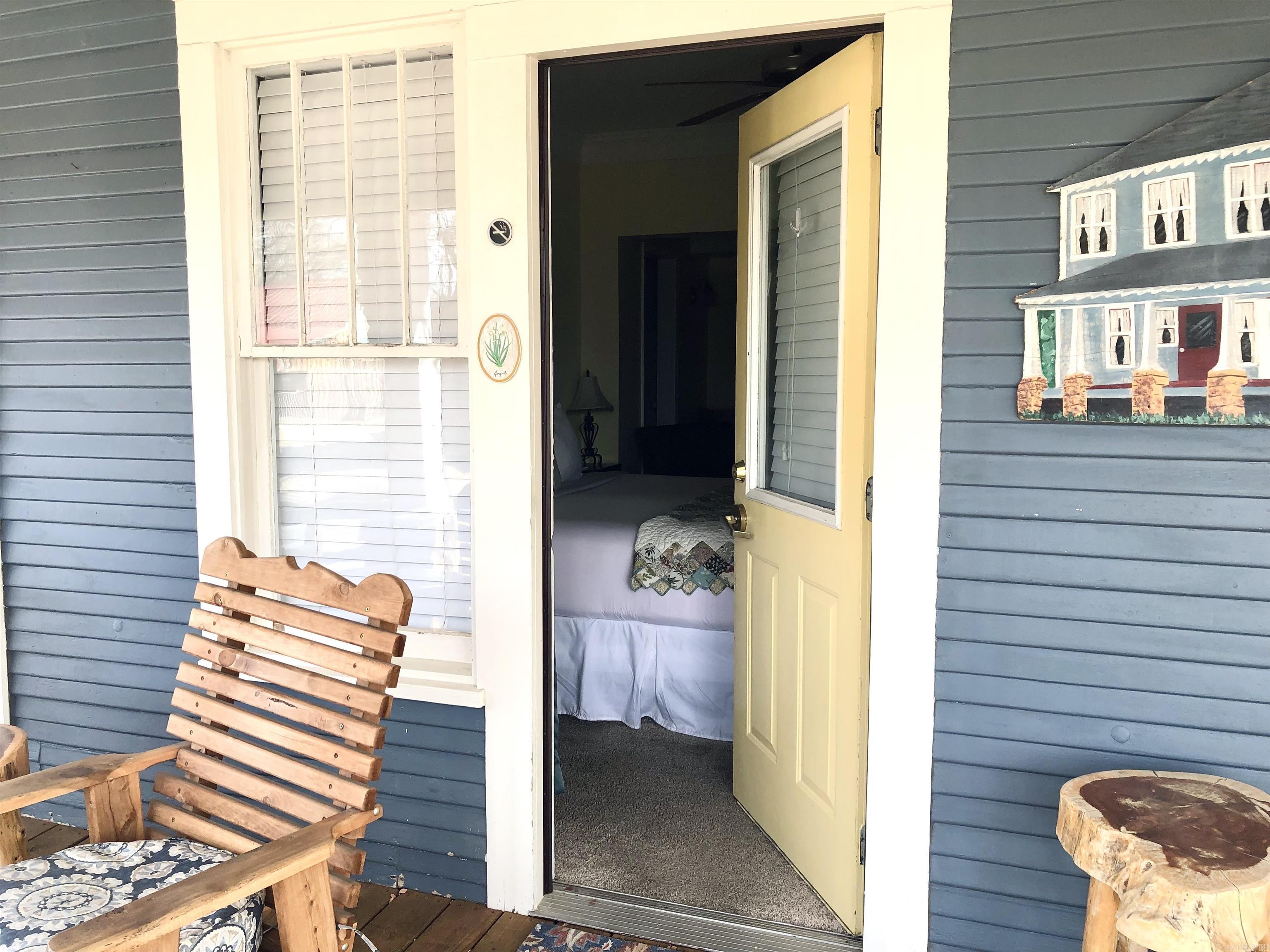 100 E Washington Street  Mountain View, AR