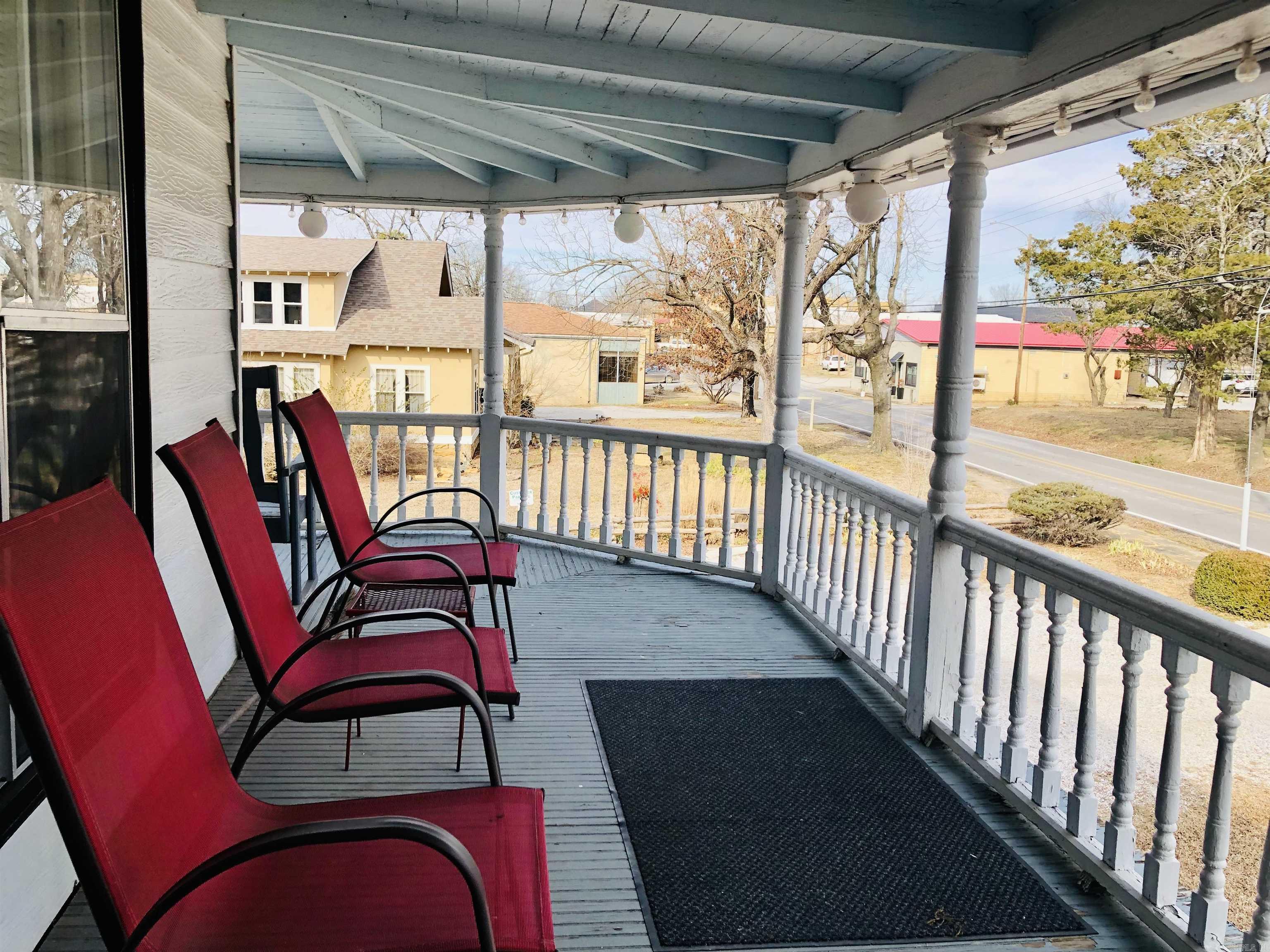 219 S Peabody  Mountain View, AR