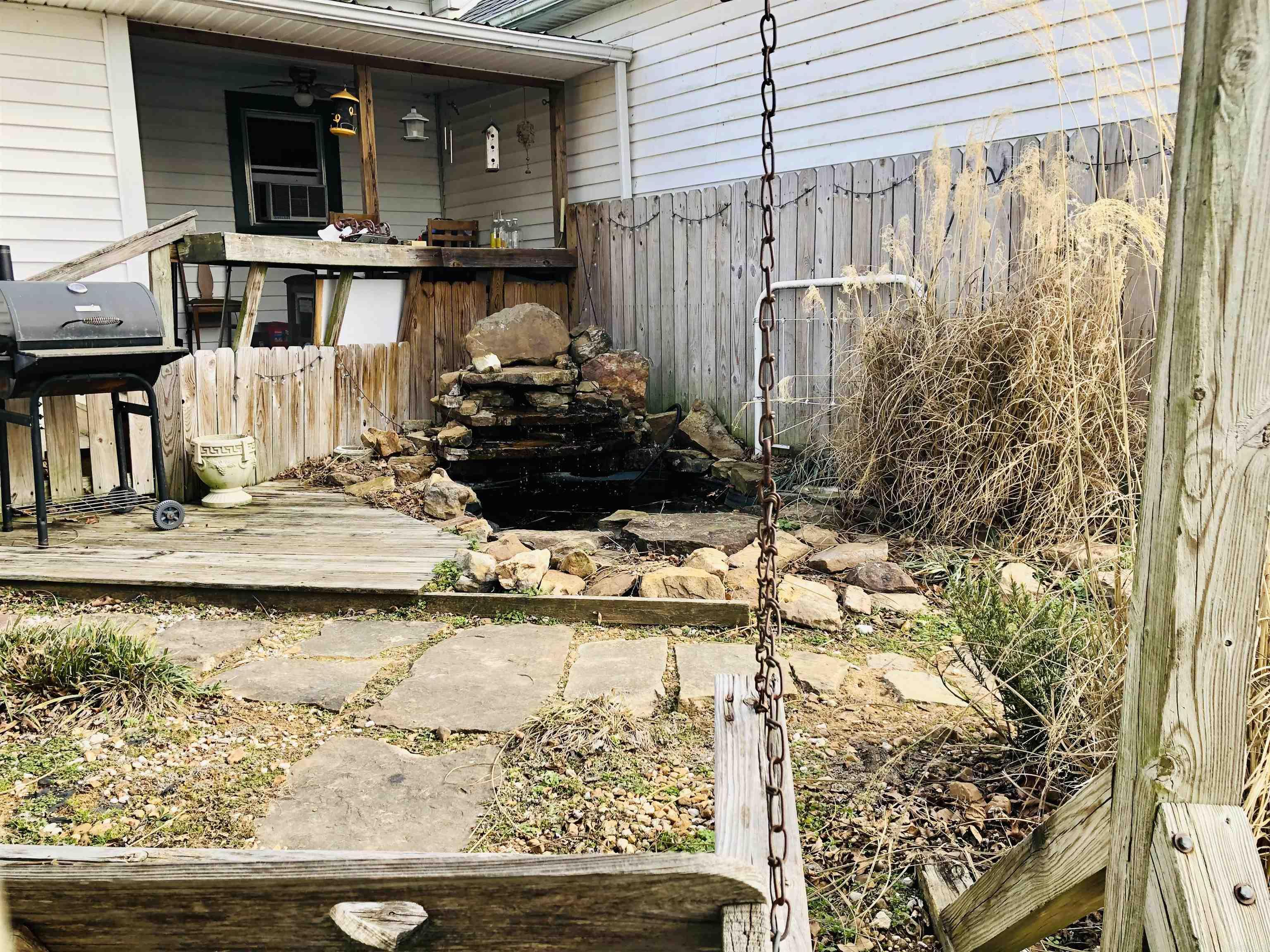 219 S Peabody  Mountain View, AR