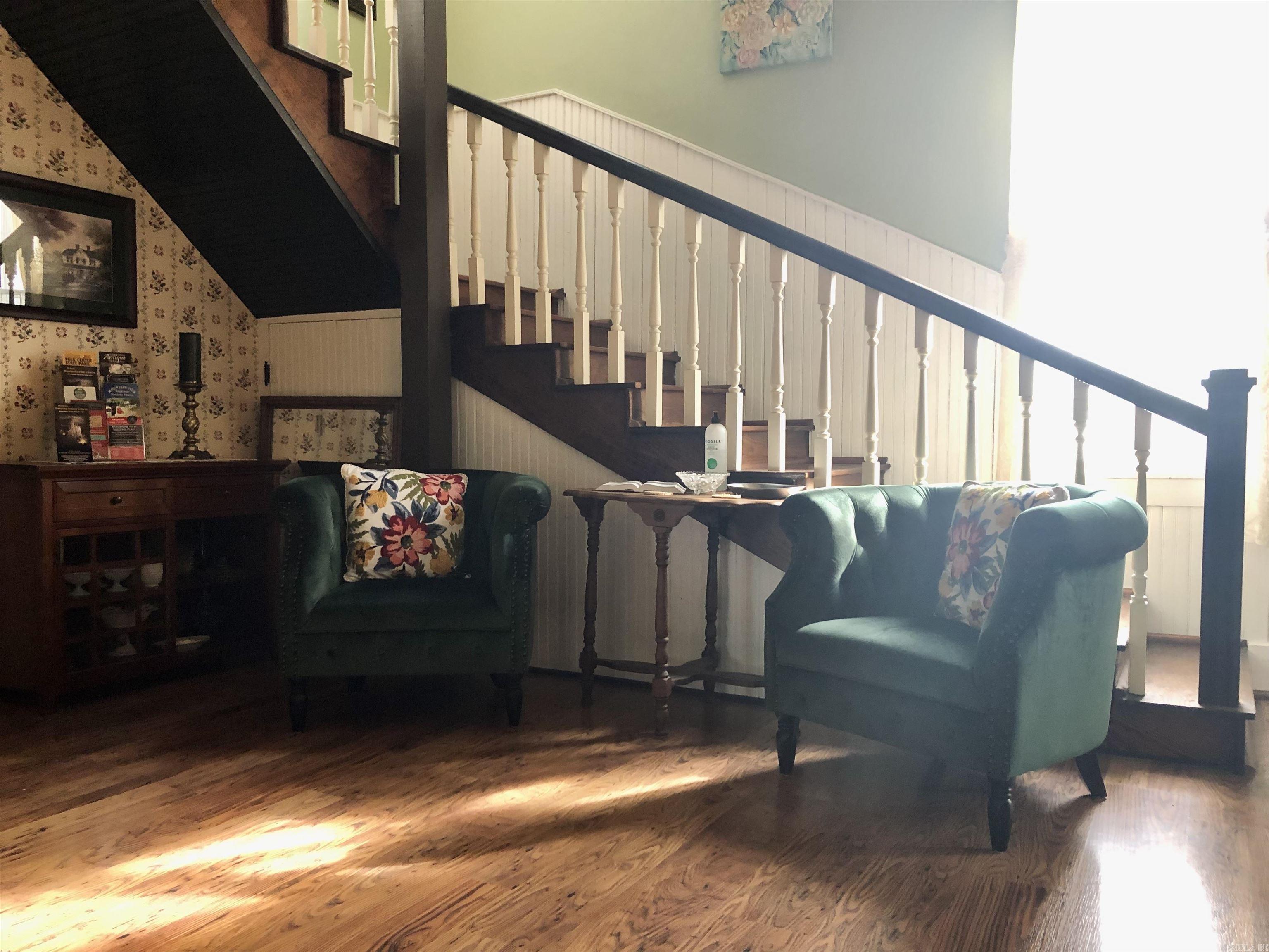219 S Peabody  Mountain View, AR