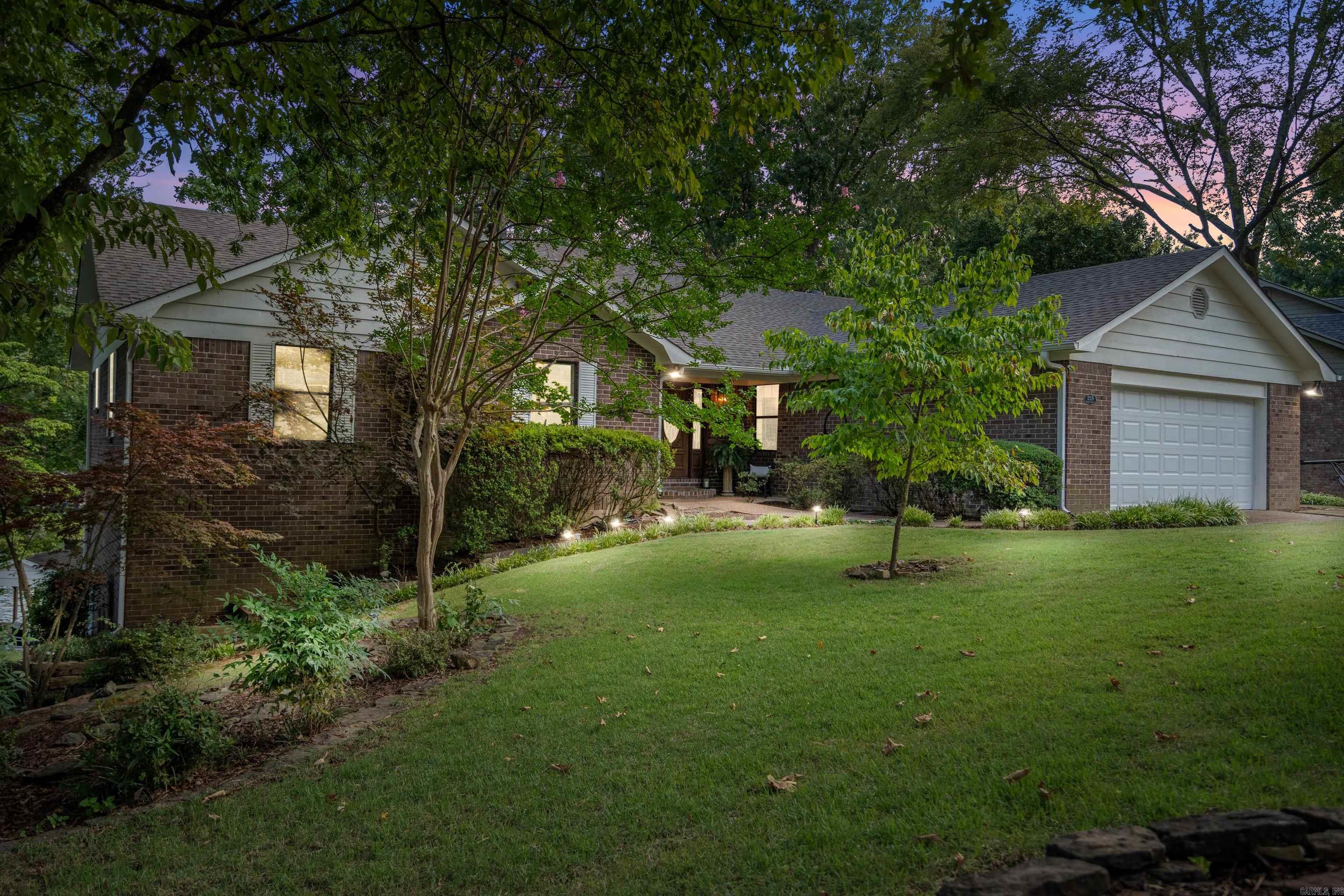 215  Osprey  Hot Springs, AR
