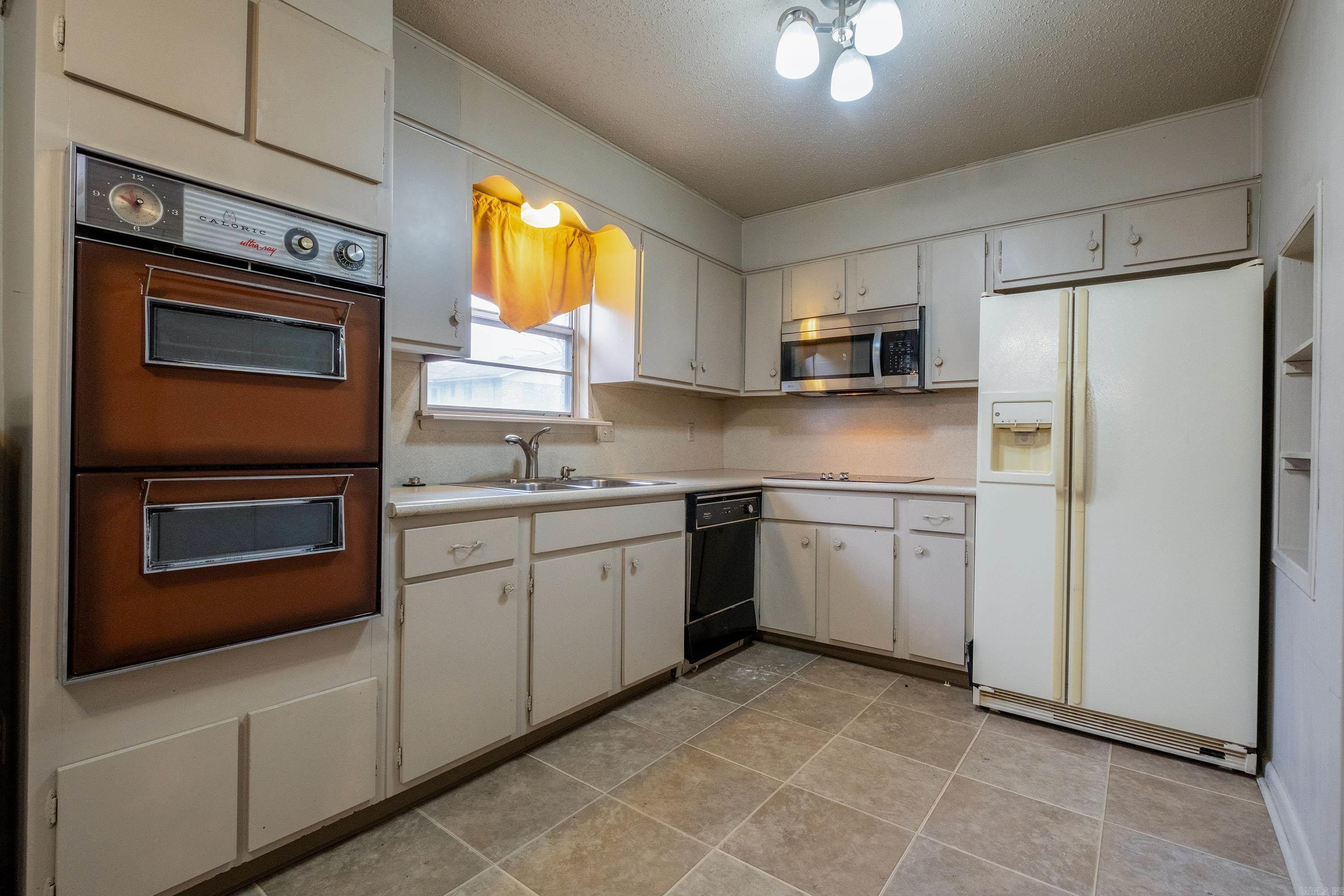6412  Shirley  Little Rock, AR