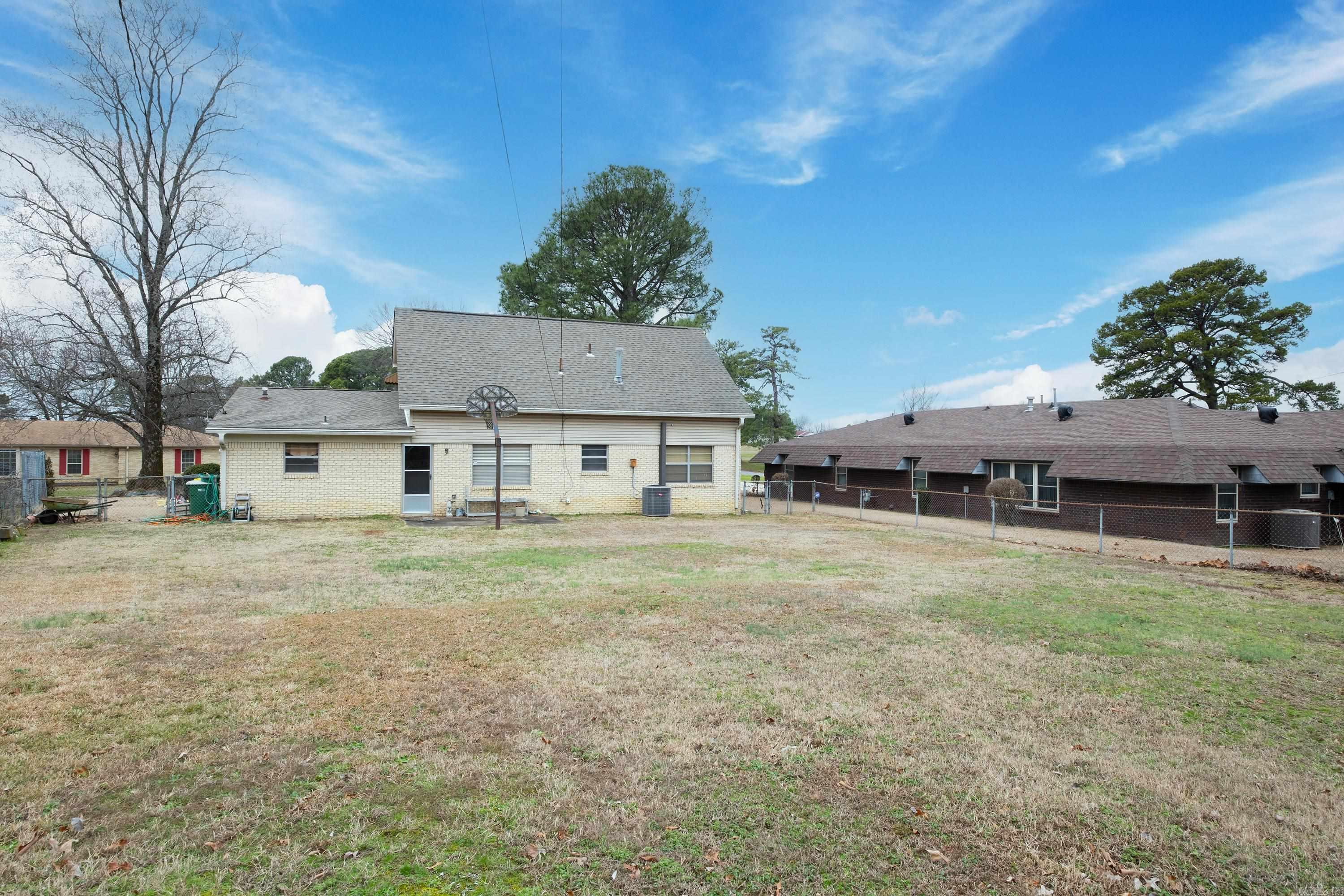 6412  Shirley  Little Rock, AR