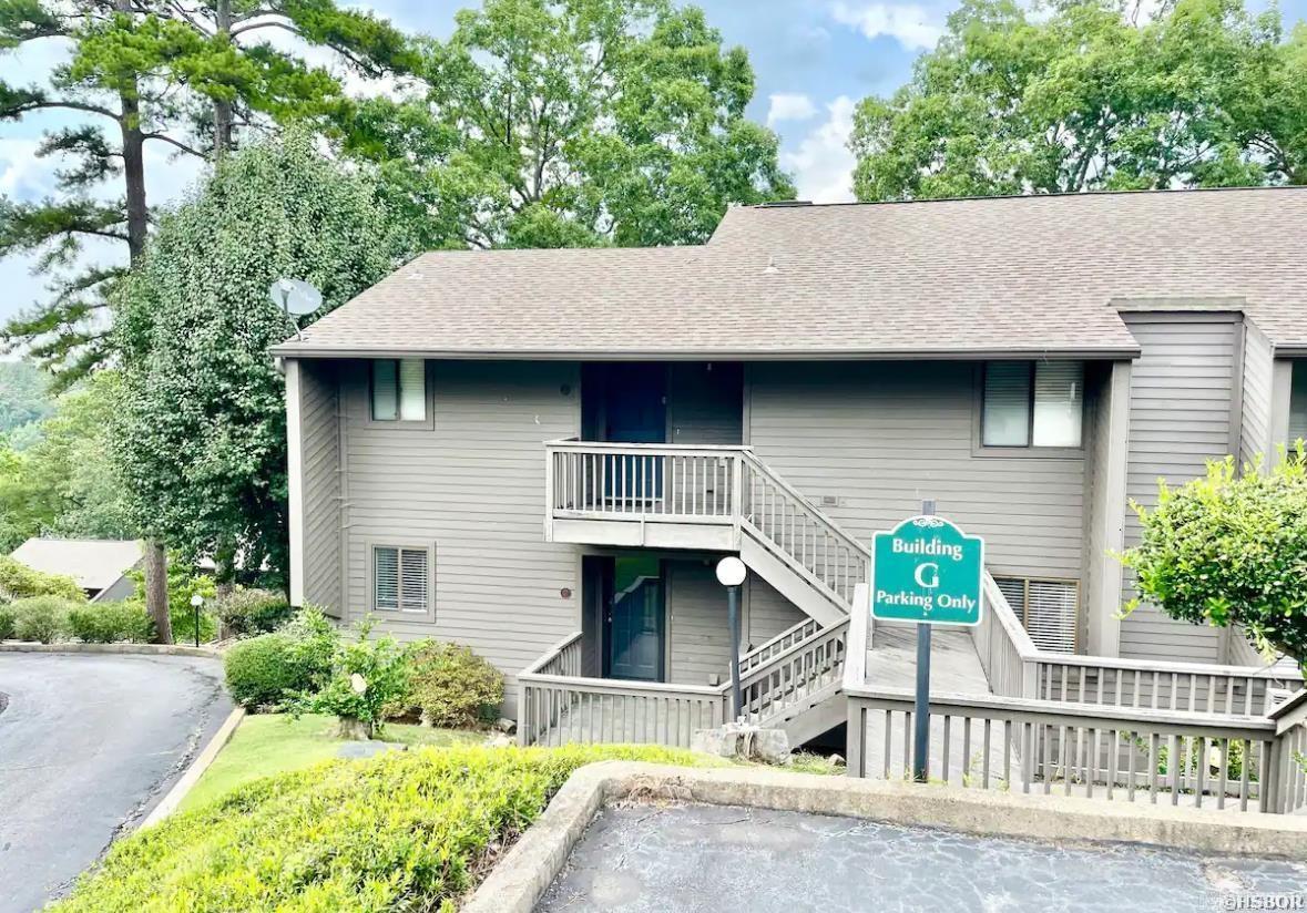 200  Hamilton Oaks  Hot Springs, AR