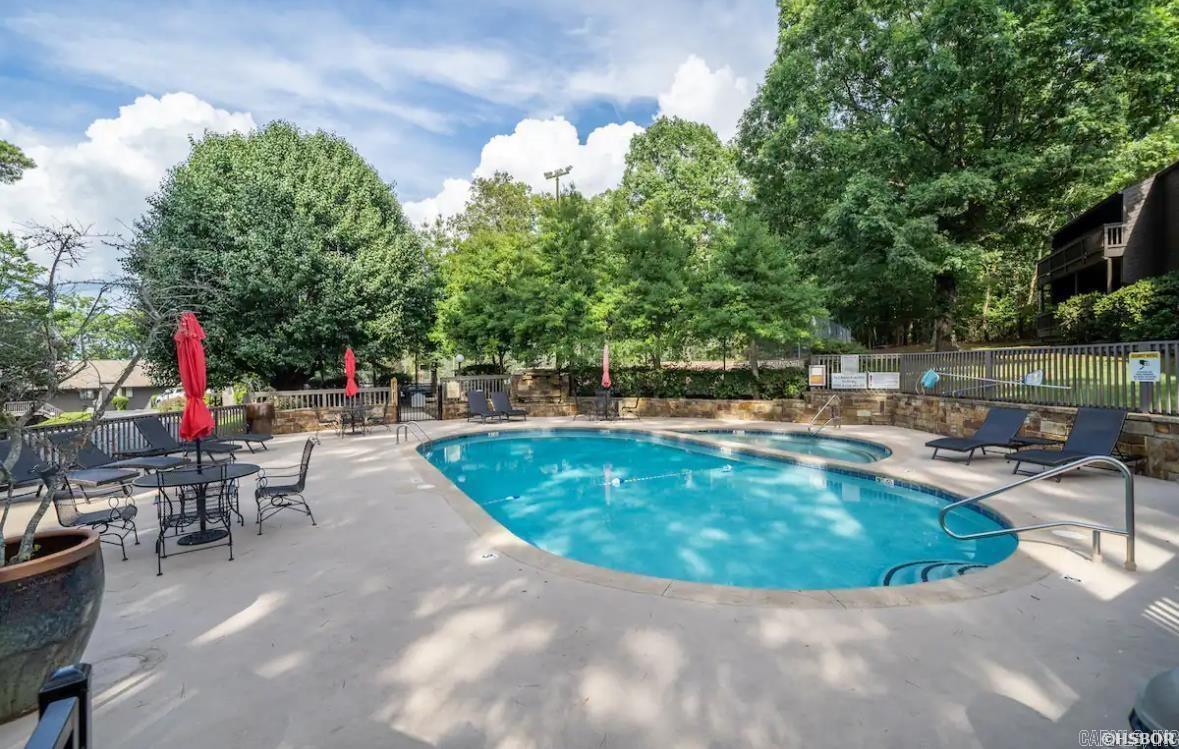 200  Hamilton Oaks  Hot Springs, AR