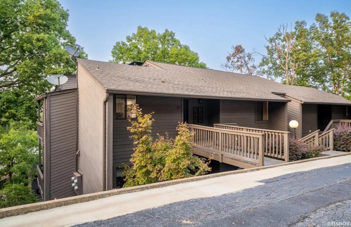 200  Hamilton Oaks  Hot Springs, AR