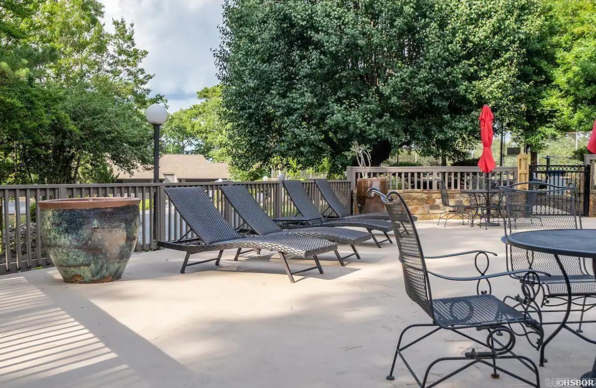 200  Hamilton Oaks  Hot Springs, AR