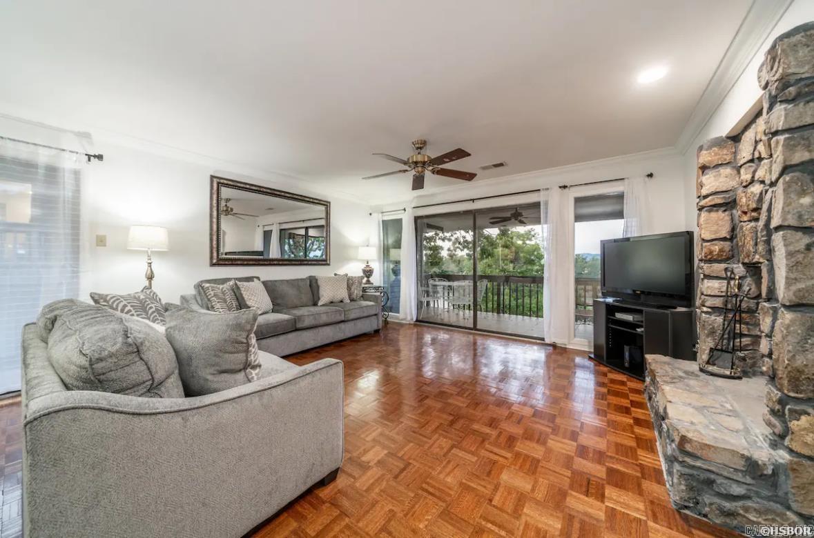 200  Hamilton Oaks  Hot Springs, AR
