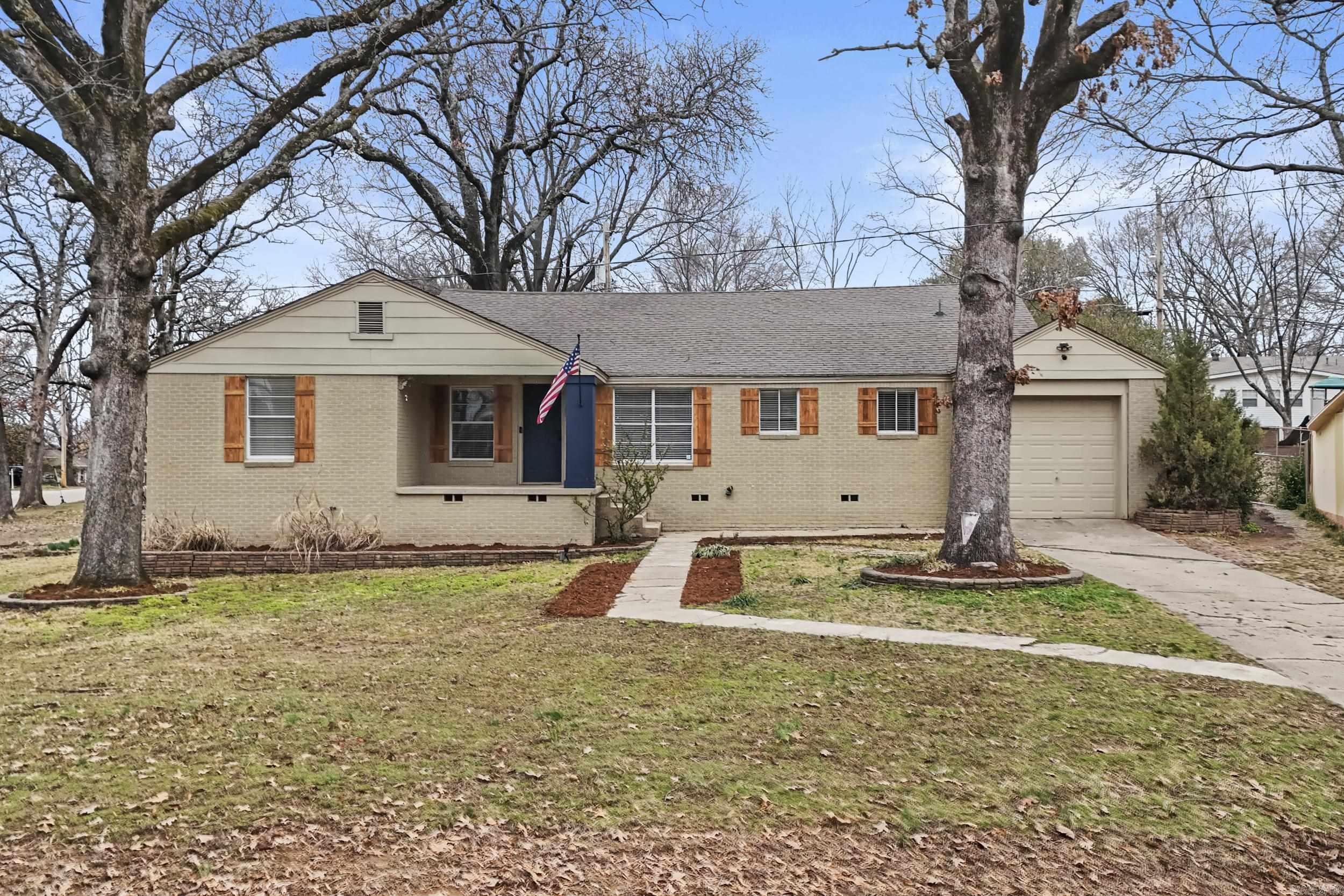 523 W K  North Little Rock, AR