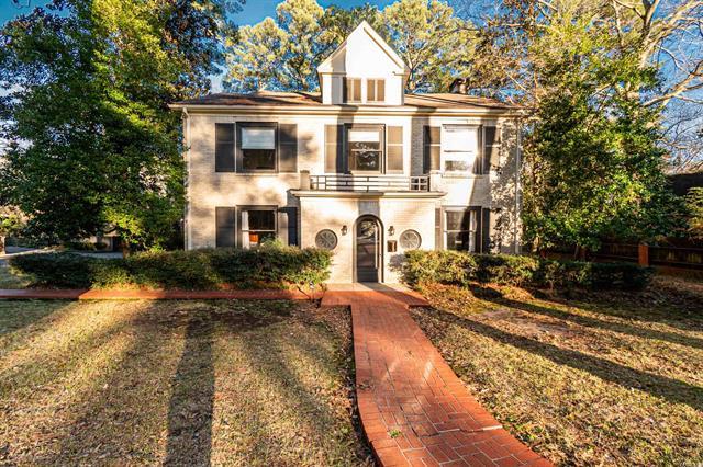 1627 N Madison  El Dorado, AR