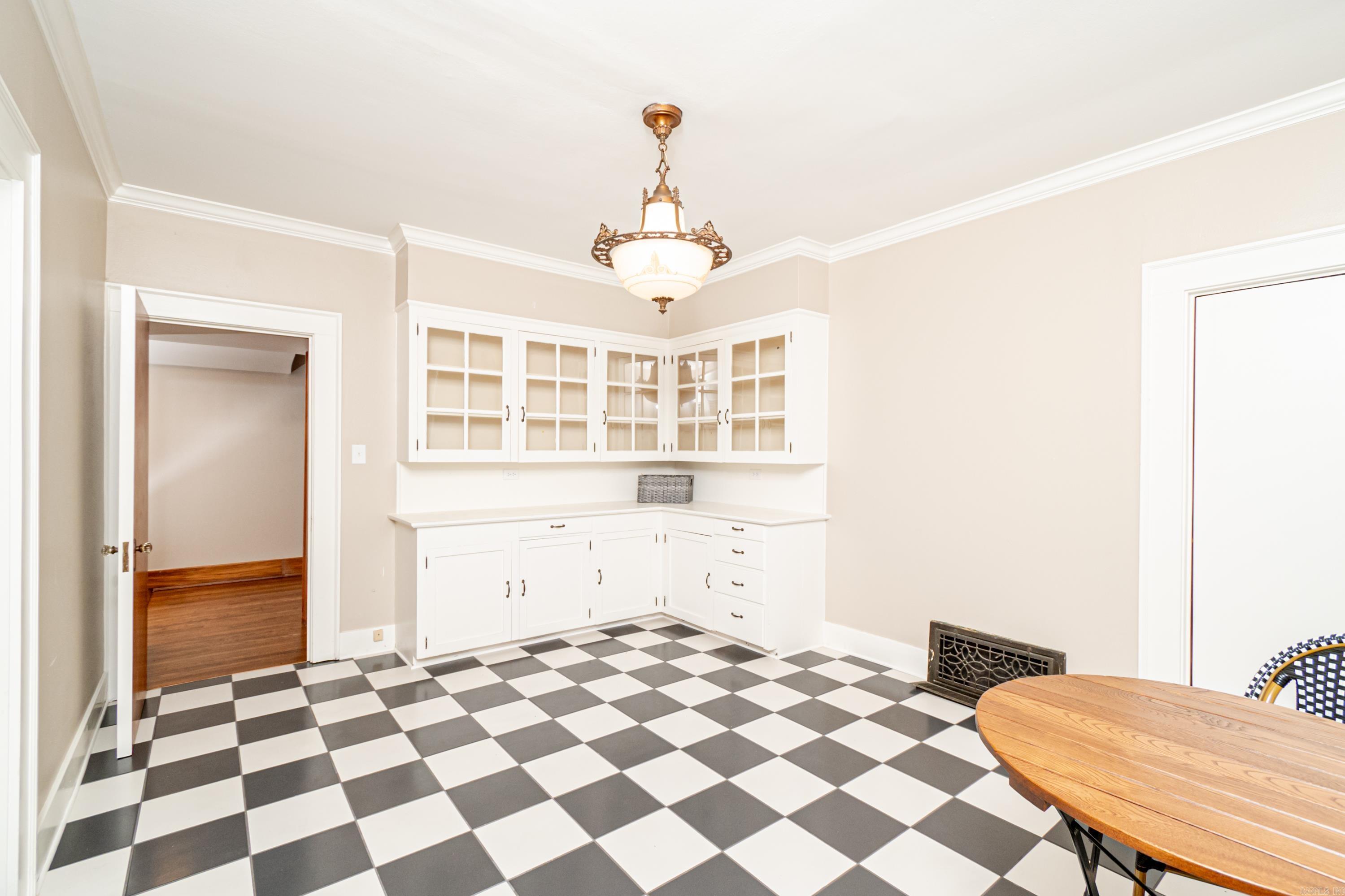 1627 N Madison  El Dorado, AR