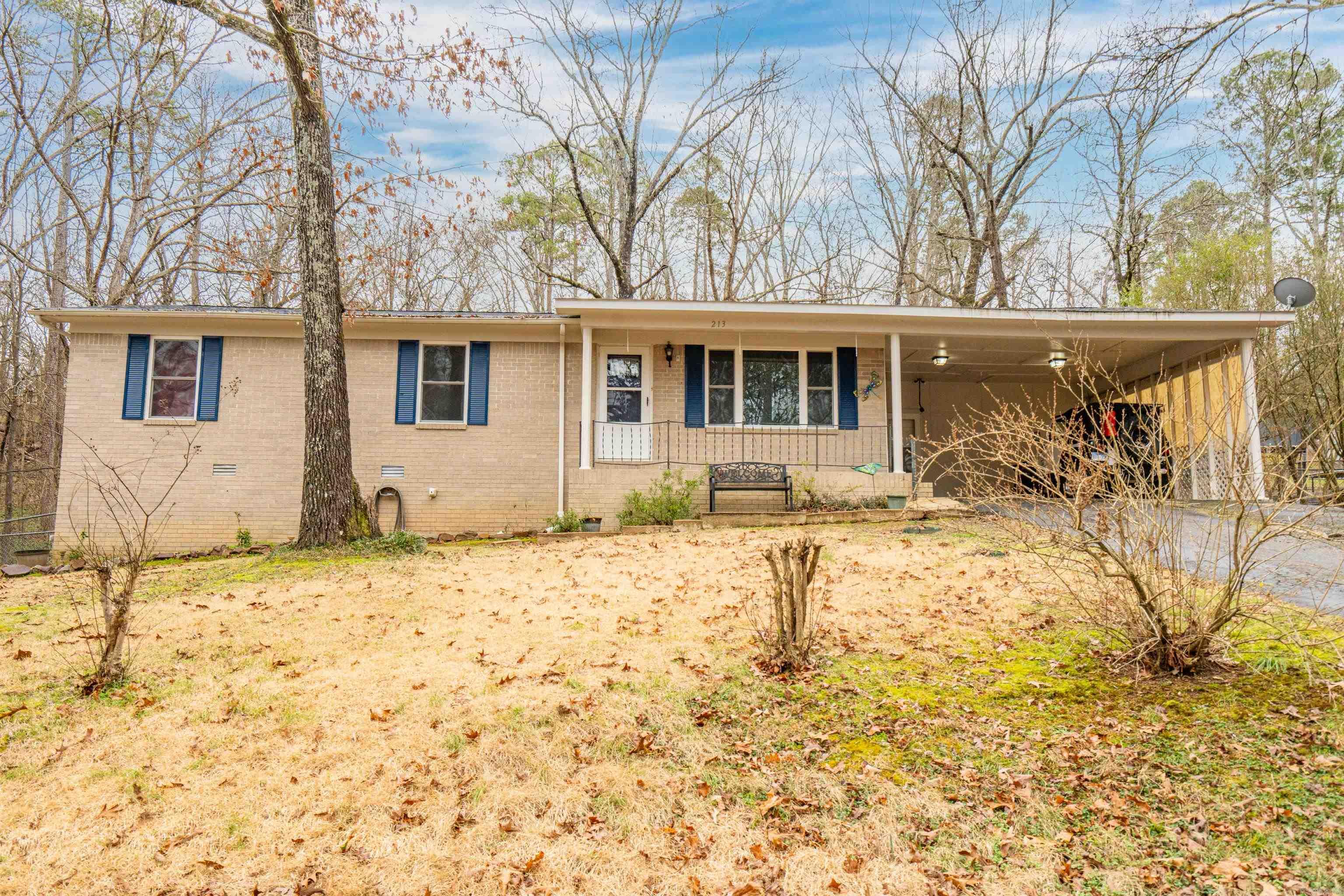 213  Curbstone  Hot Springs, AR