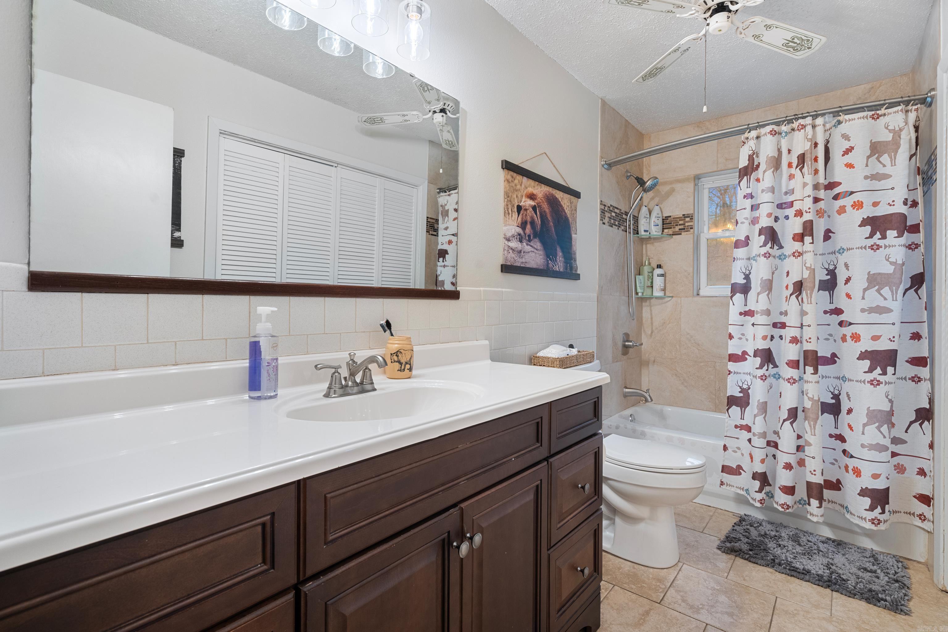213  Curbstone  Hot Springs, AR