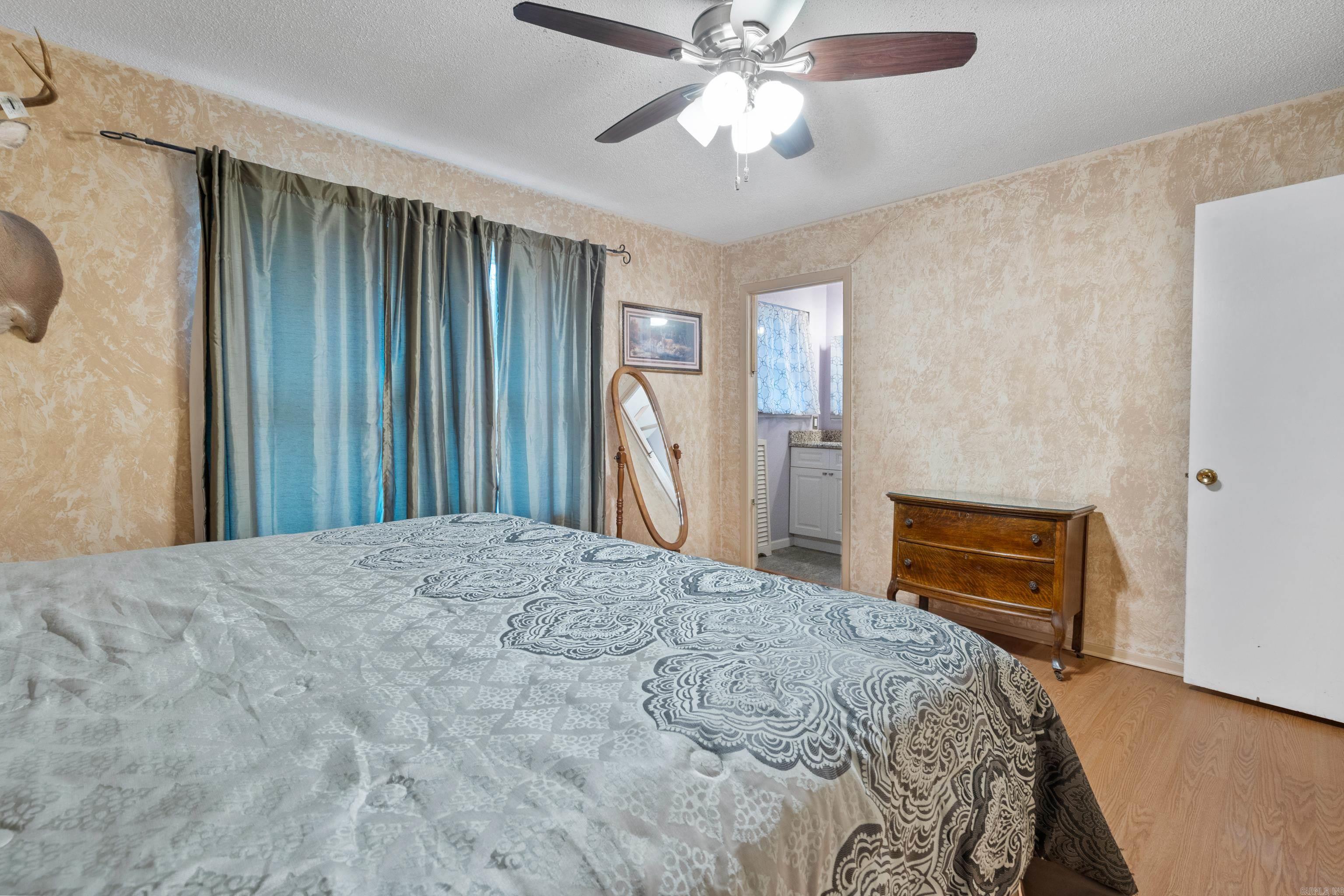 213  Curbstone  Hot Springs, AR