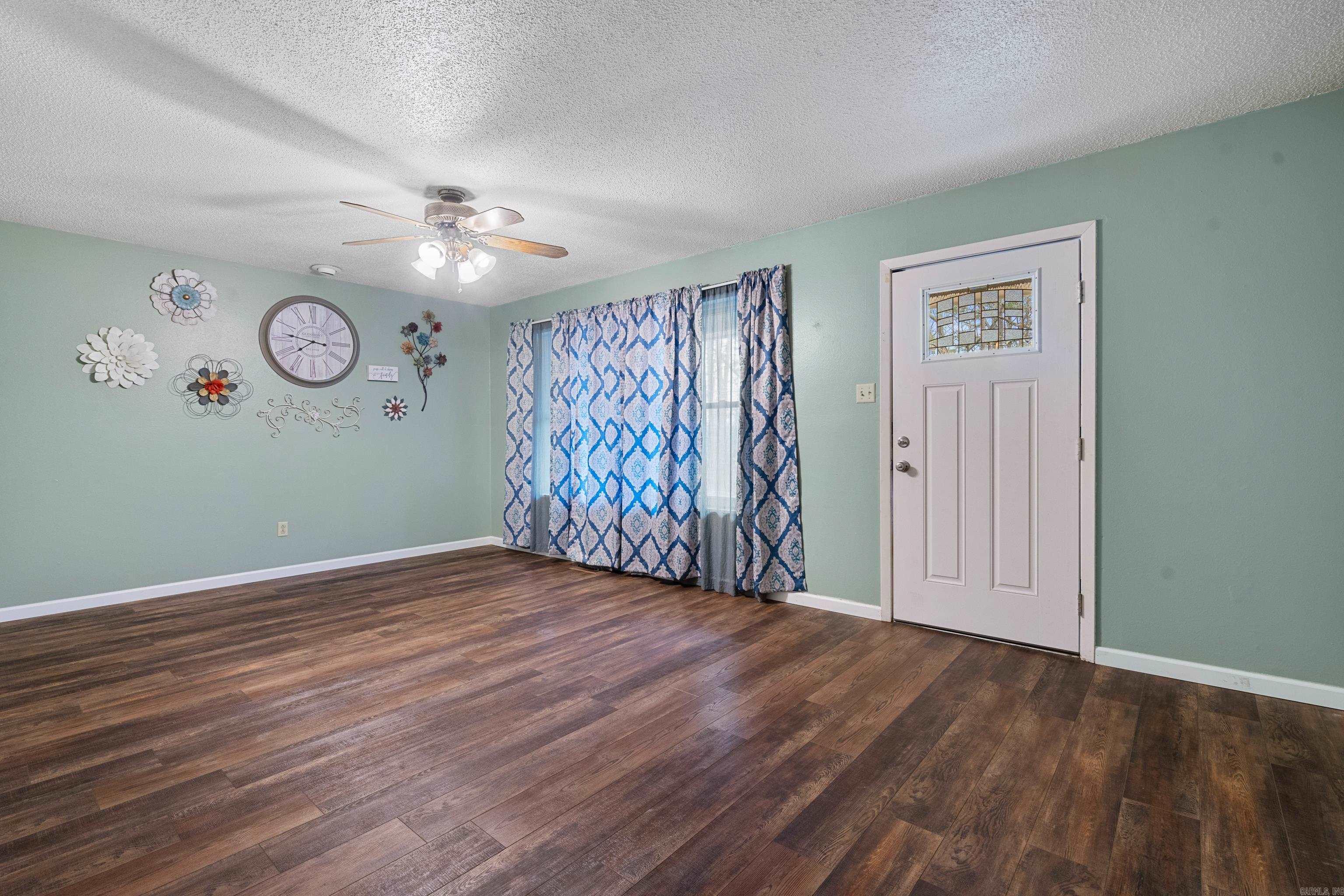 213  Curbstone  Hot Springs, AR