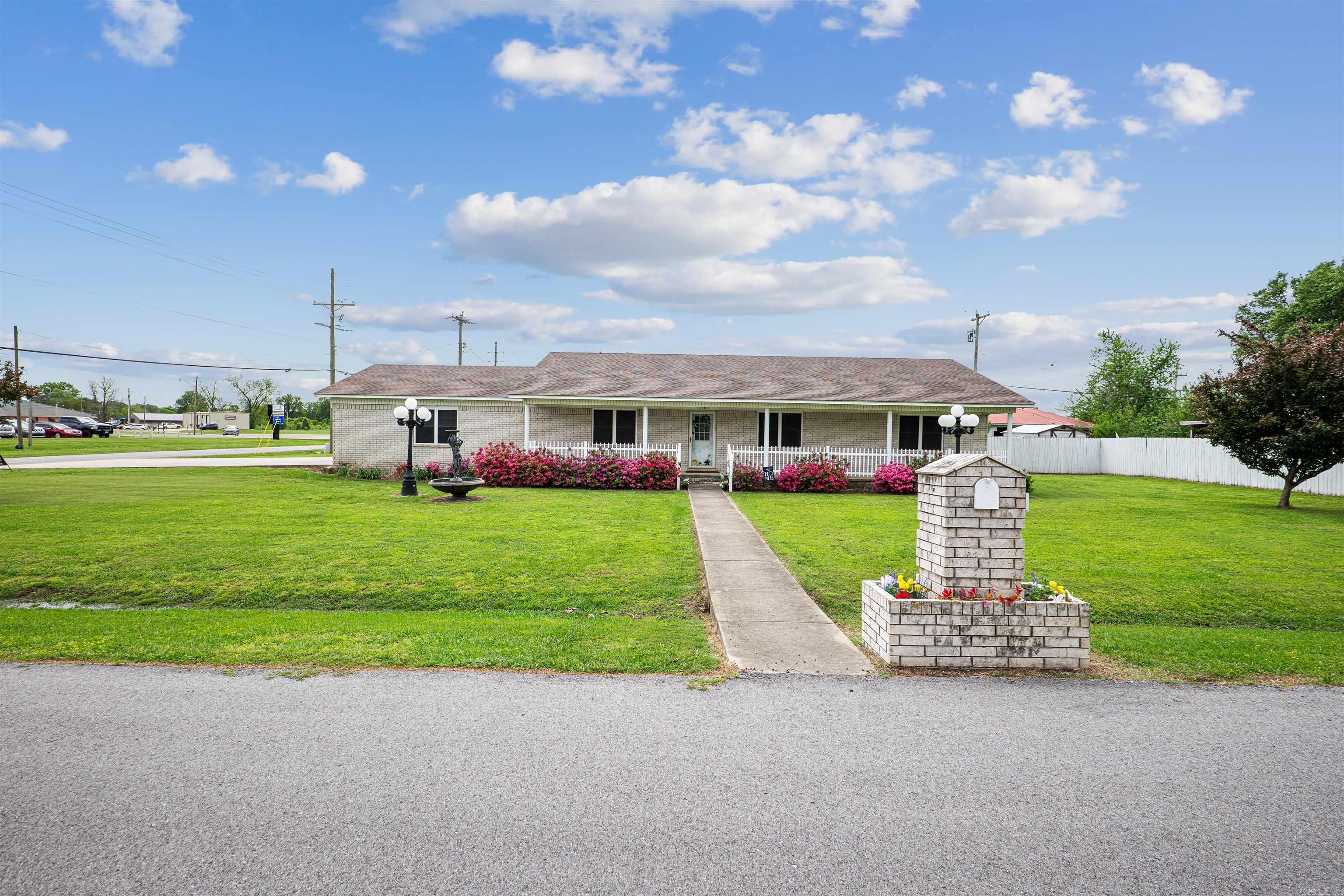 1303  Magnolia Ave  Walnut Ridge, AR