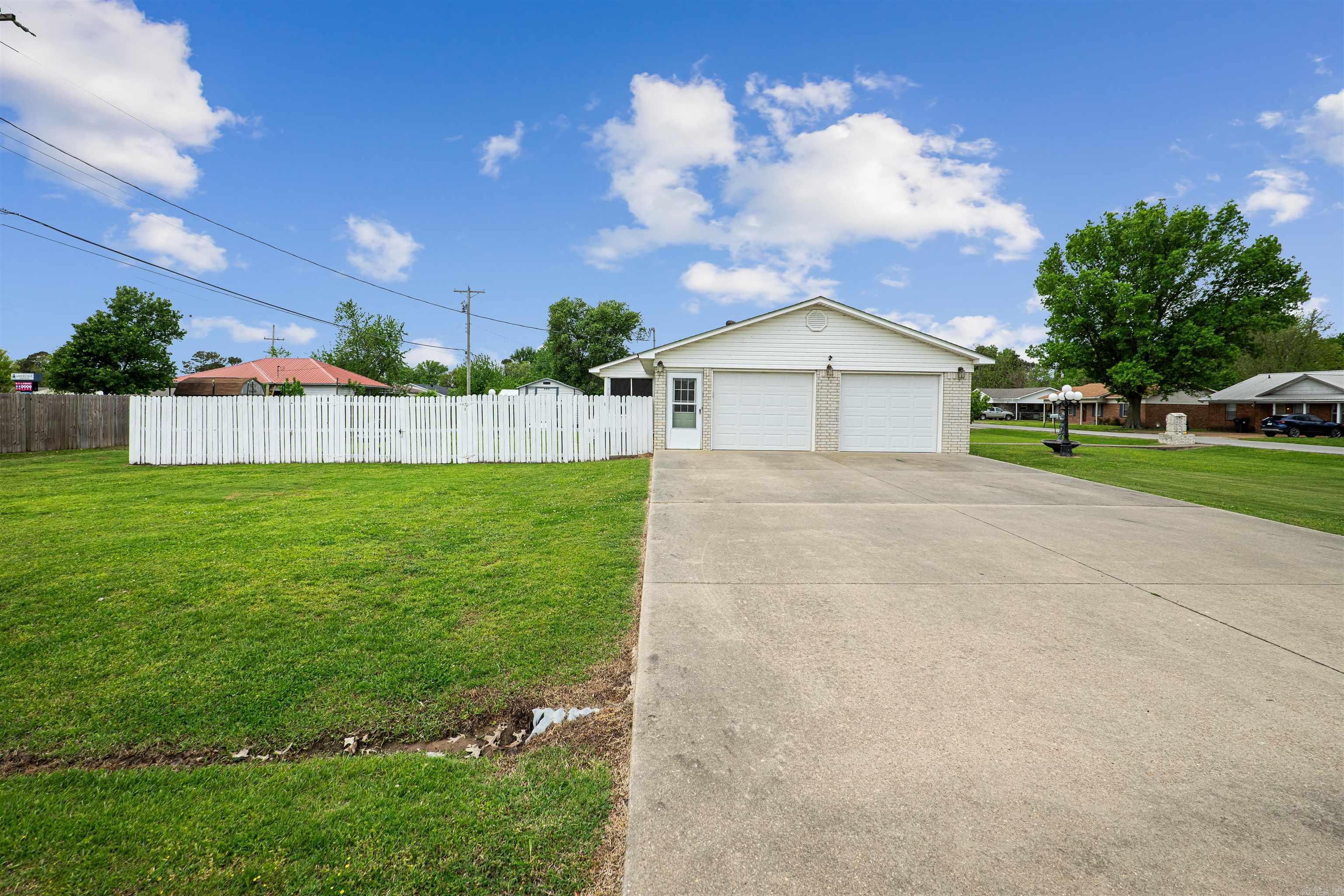 1303  Magnolia Ave  Walnut Ridge, AR