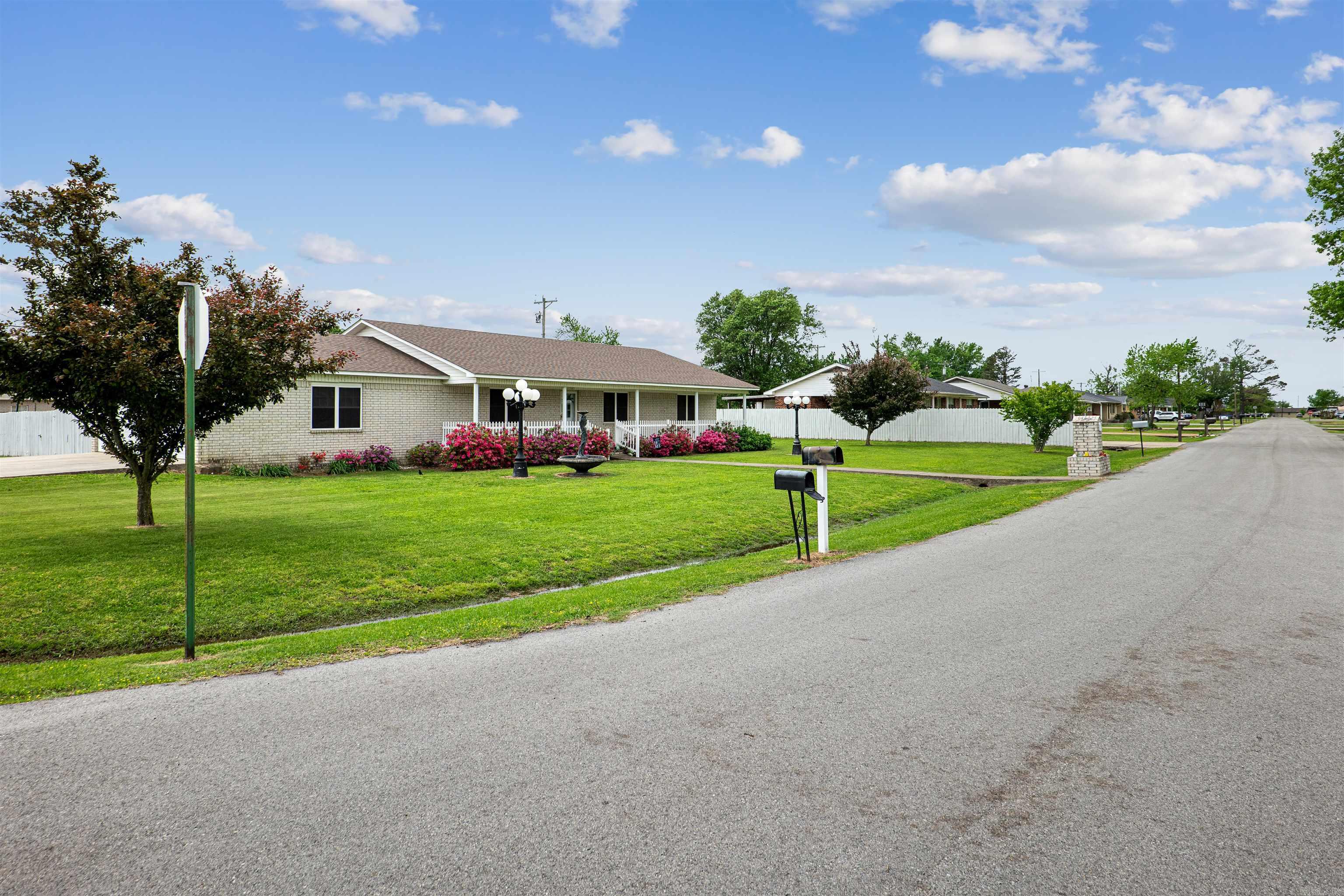 1303  Magnolia Ave  Walnut Ridge, AR