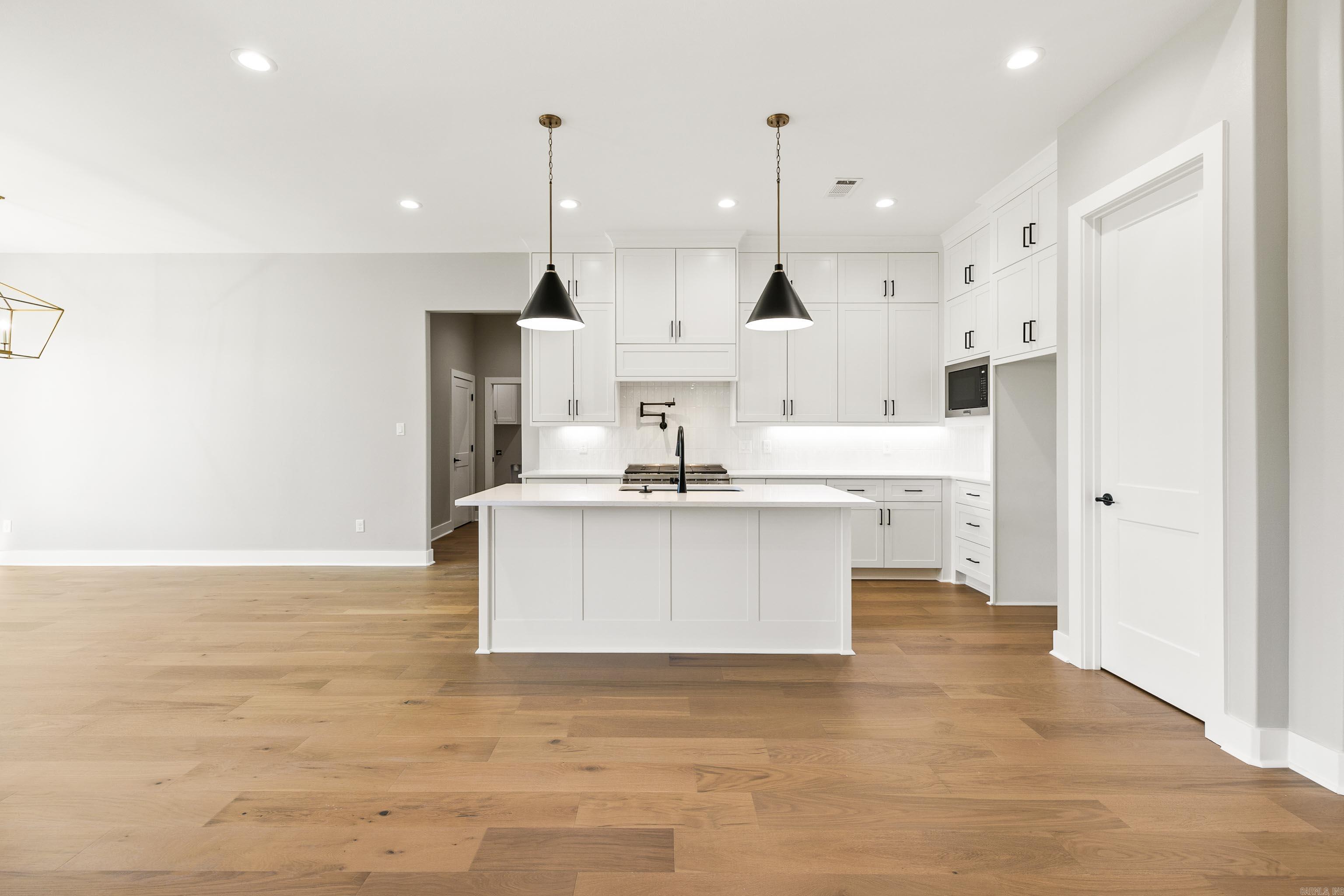 5603  Lexington  Benton, AR