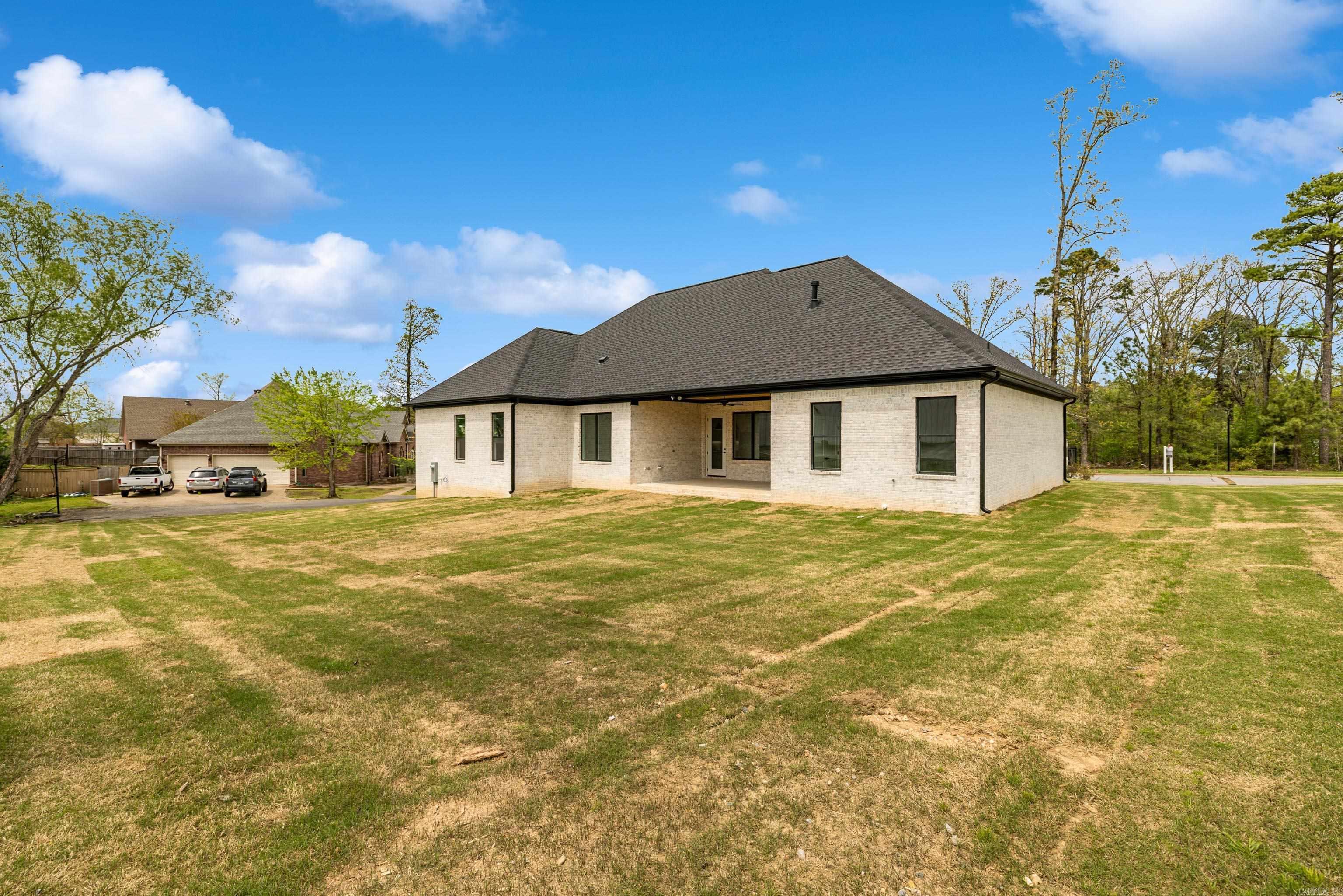 5603  Lexington  Benton, AR