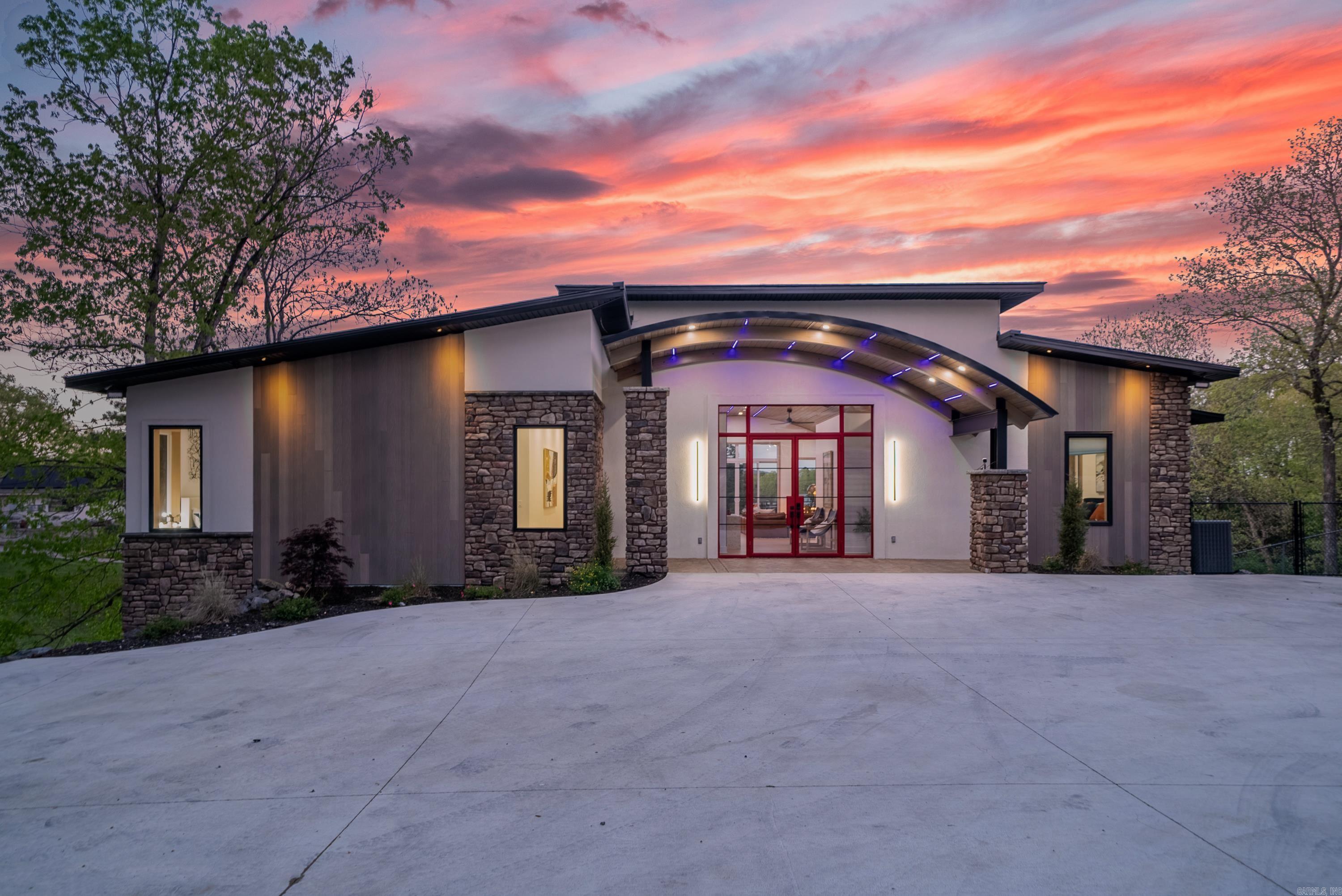 227  Remington  Hot Springs, AR