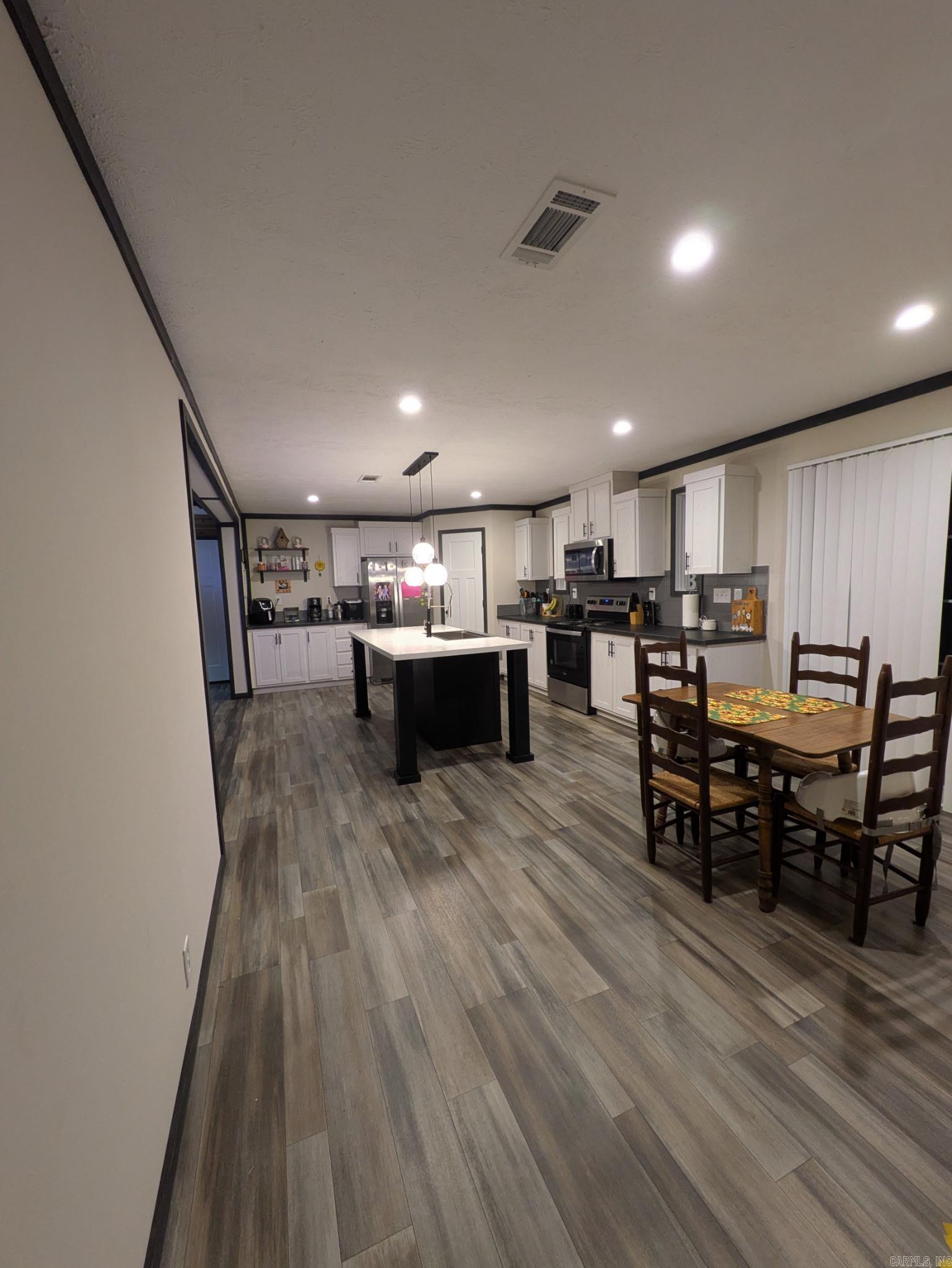 2260  Gentry  Star City, AR