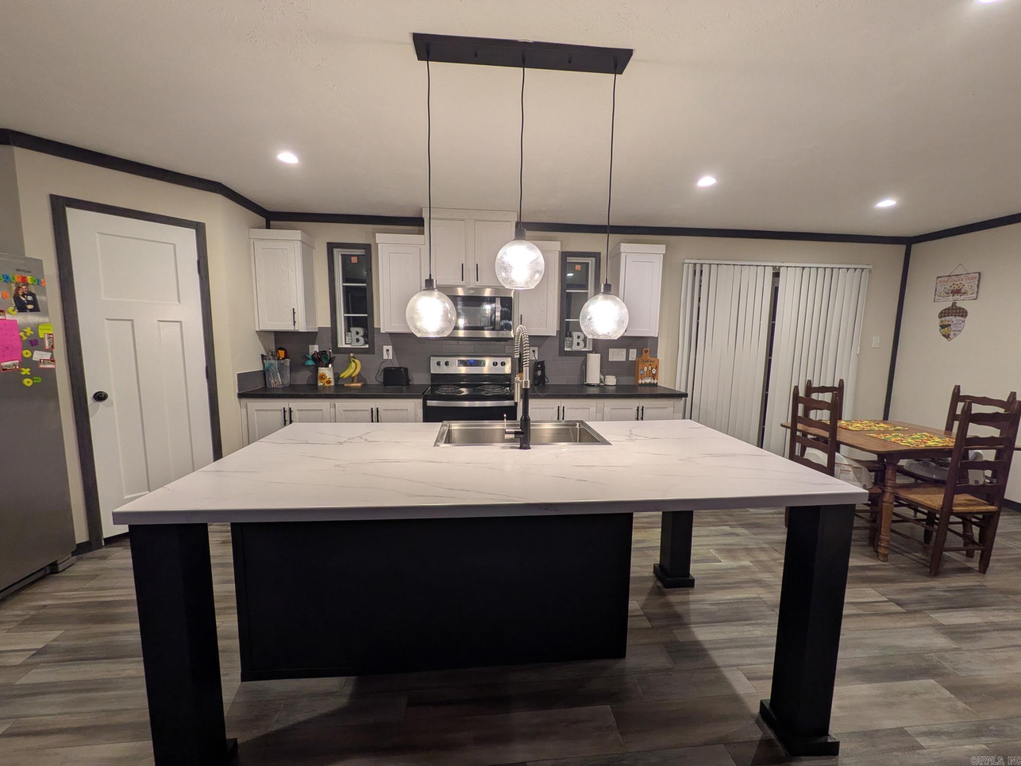 2260  Gentry  Star City, AR