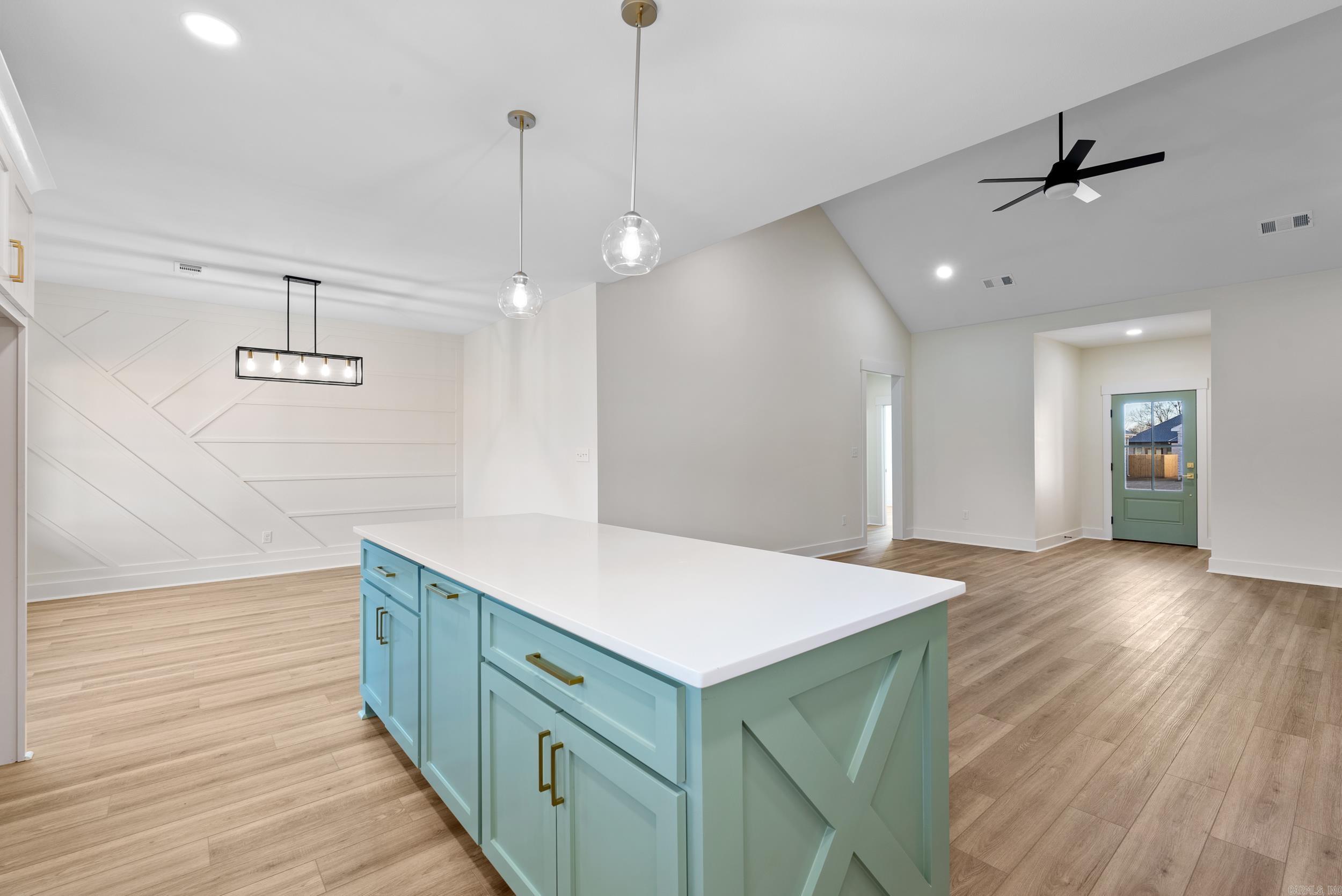 8  Quail Feather  Greenbrier, AR