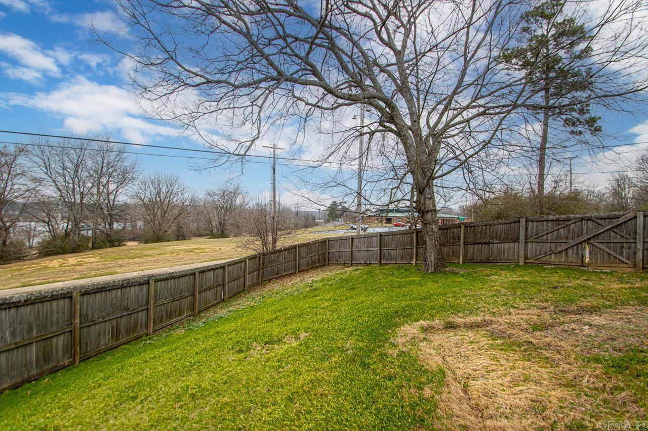 2016  U  Benton, AR