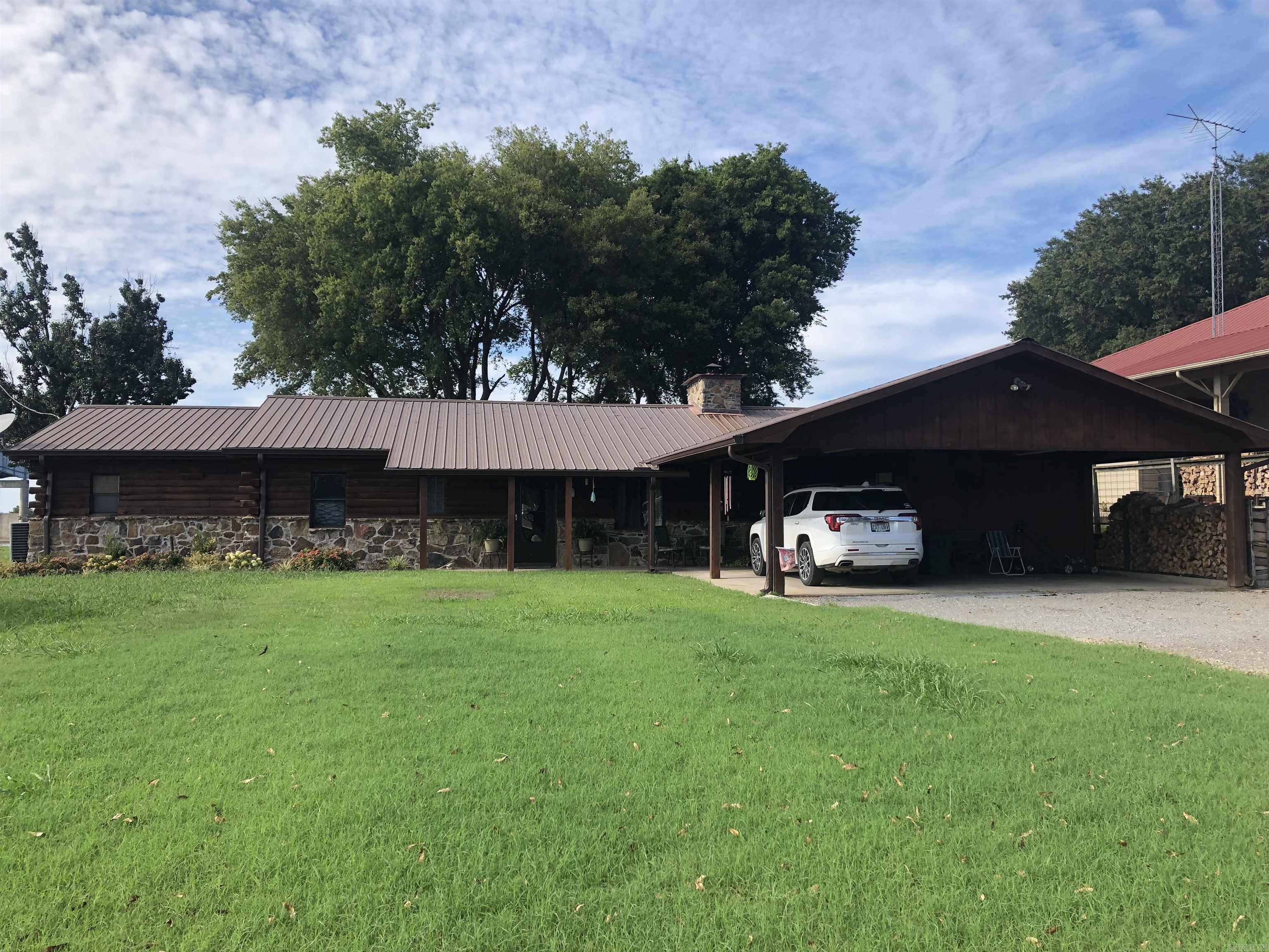 121  Old Hunter  Dumas, AR