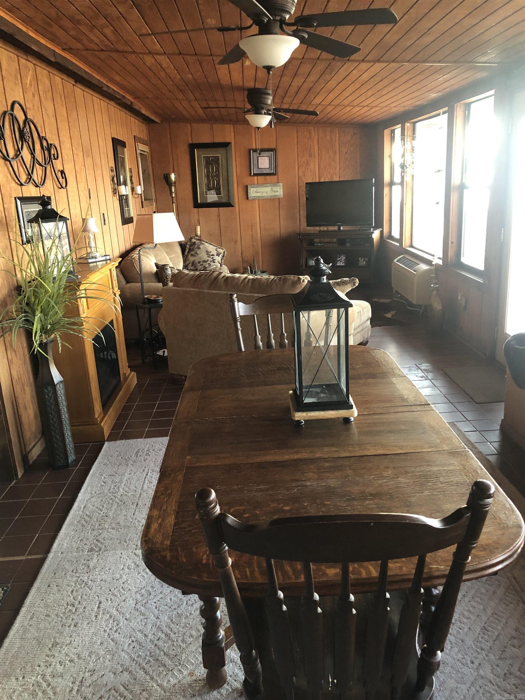 121  Old Hunter  Dumas, AR