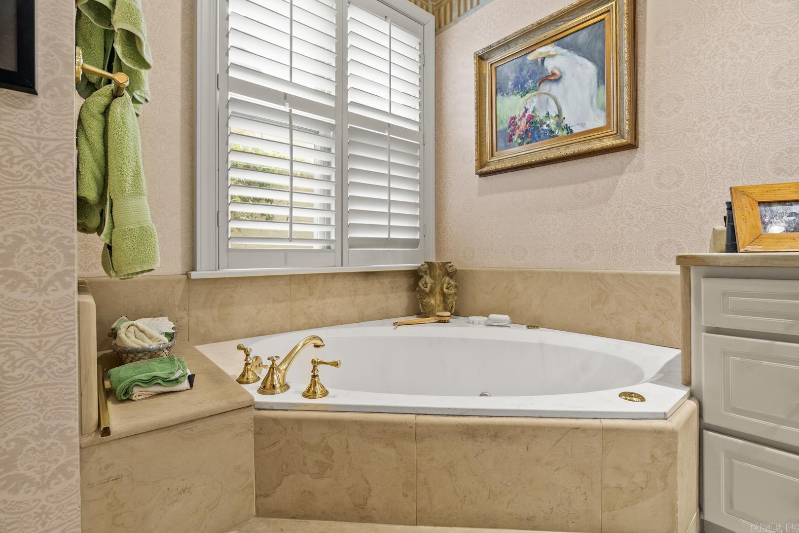 1811  River Heights  Little Rock, AR