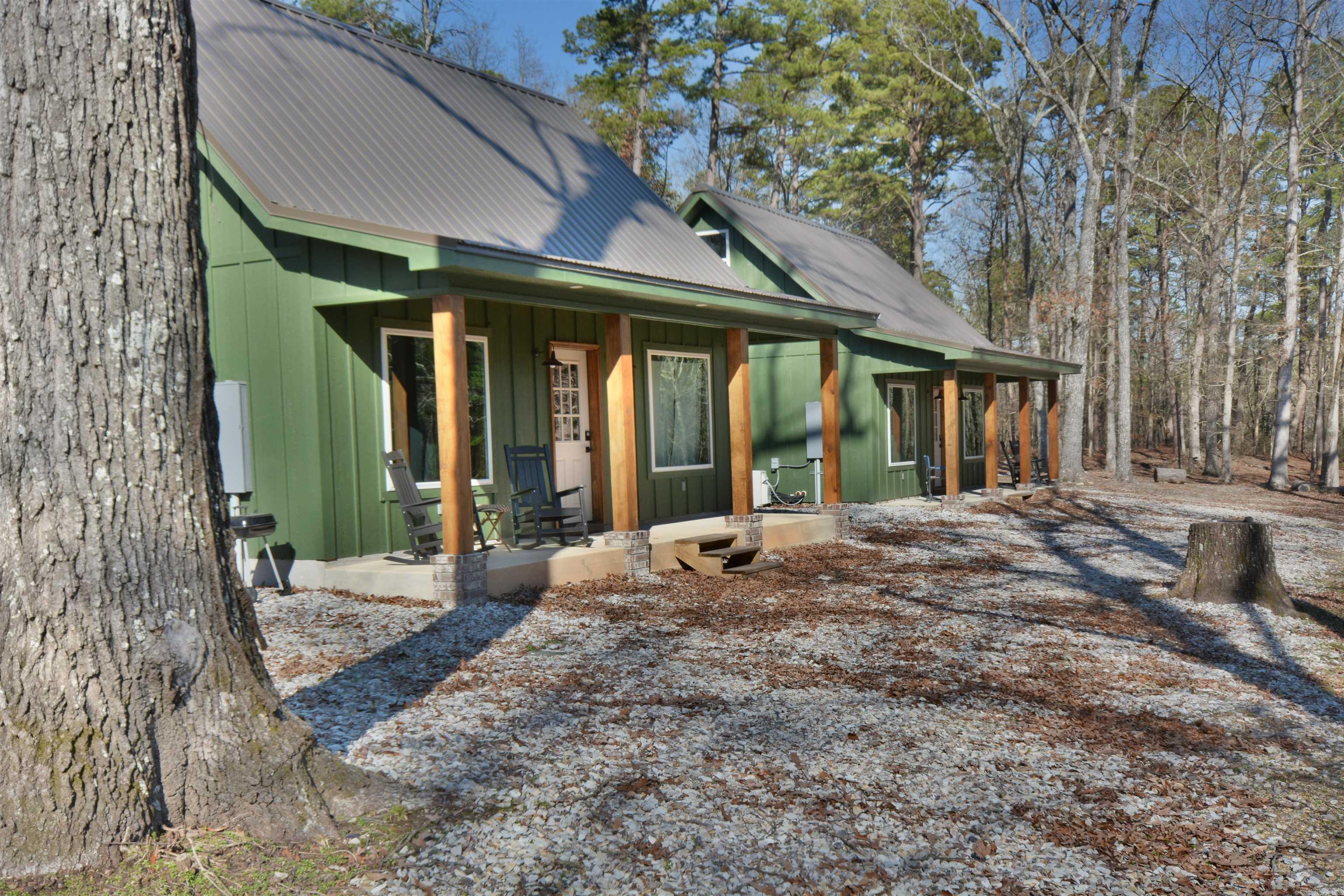 374  CEDAR GLADES  Hot Springs, AR