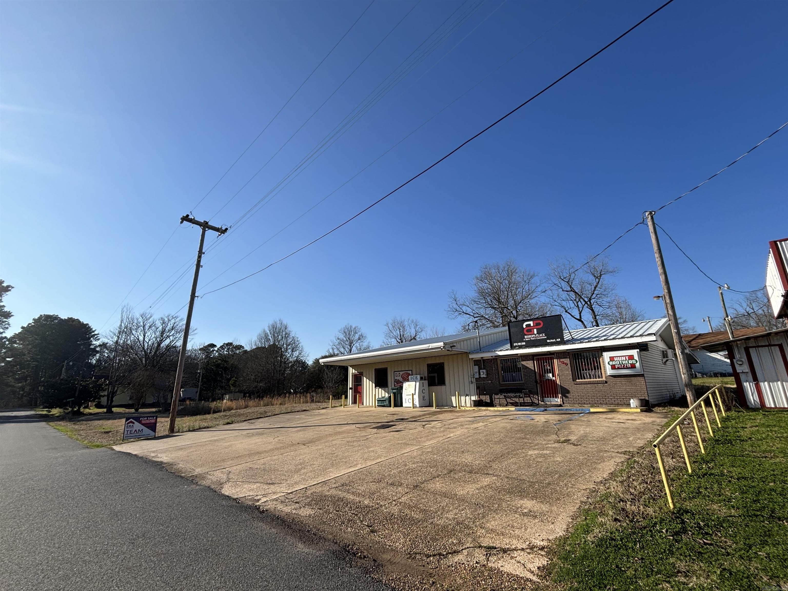 100  Front  McNeil, AR