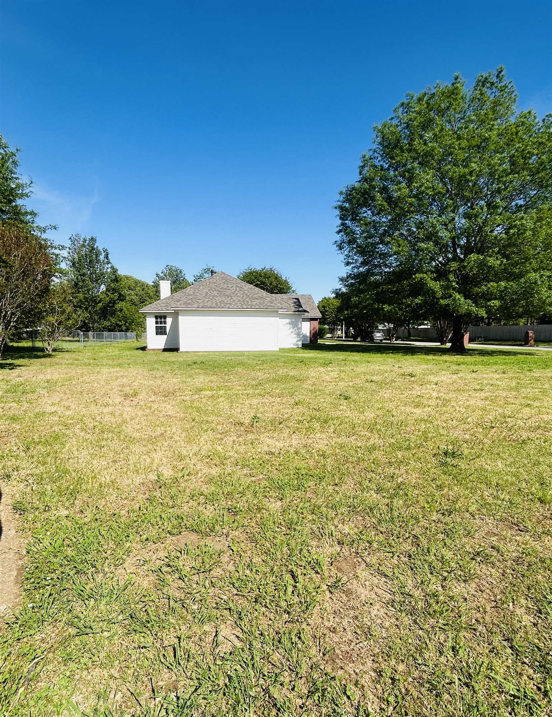 1628  Crepe Myrtle  Jonesboro, AR