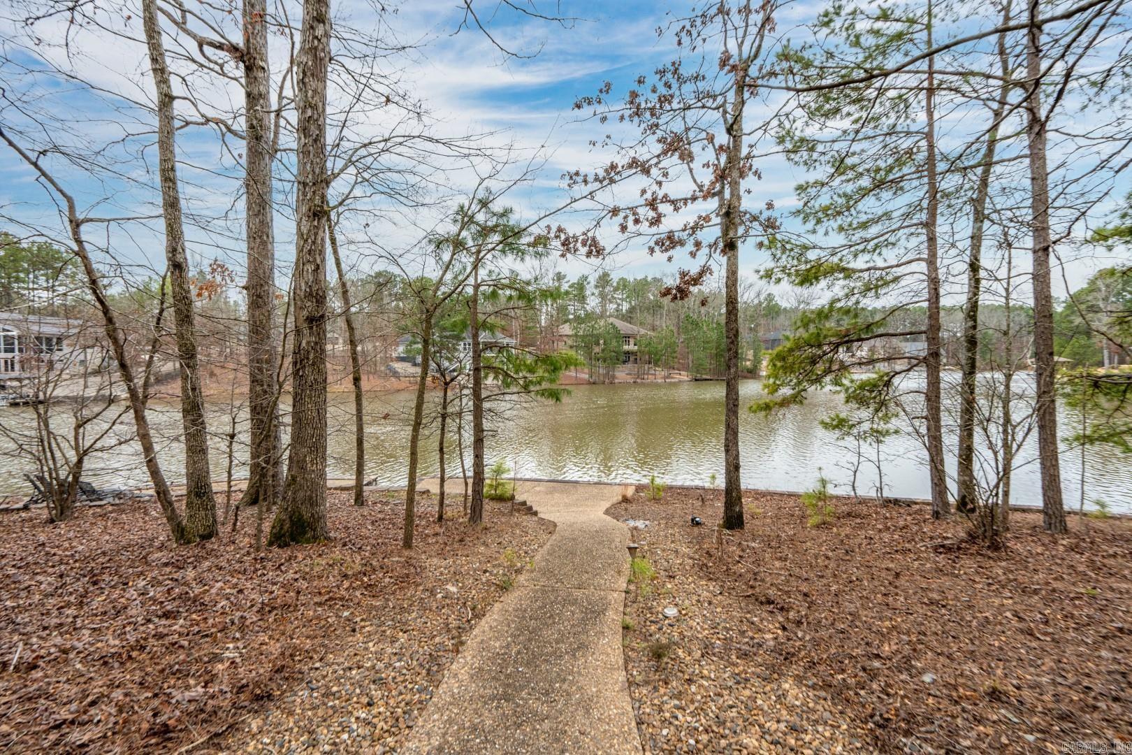 13  Vista Lane  Hot Springs Village, AR