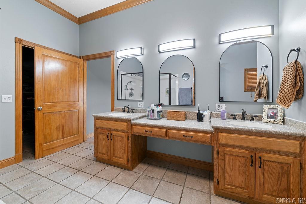 198  Rue Dr  Clinton, AR