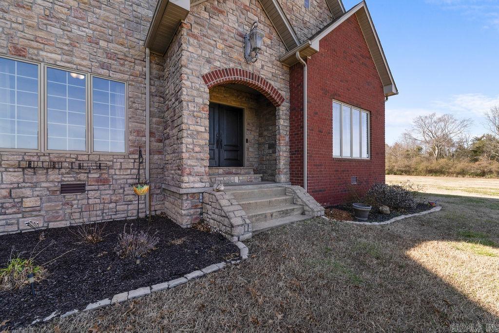 198  Rue Dr  Clinton, AR