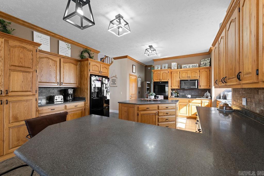198  Rue Dr  Clinton, AR