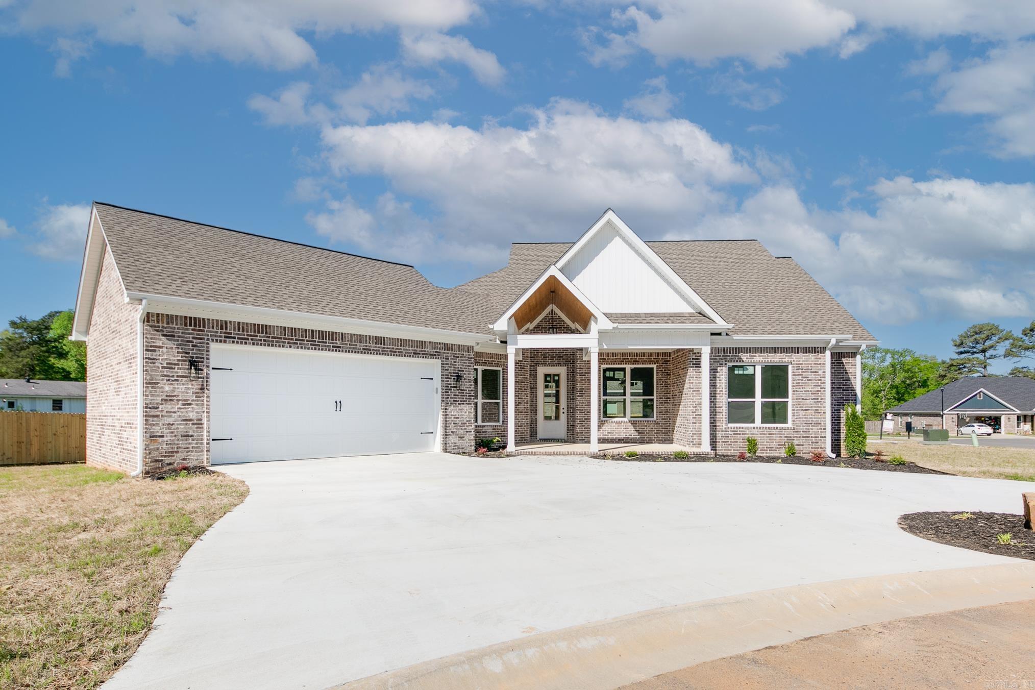 30  Denali  Cabot, AR