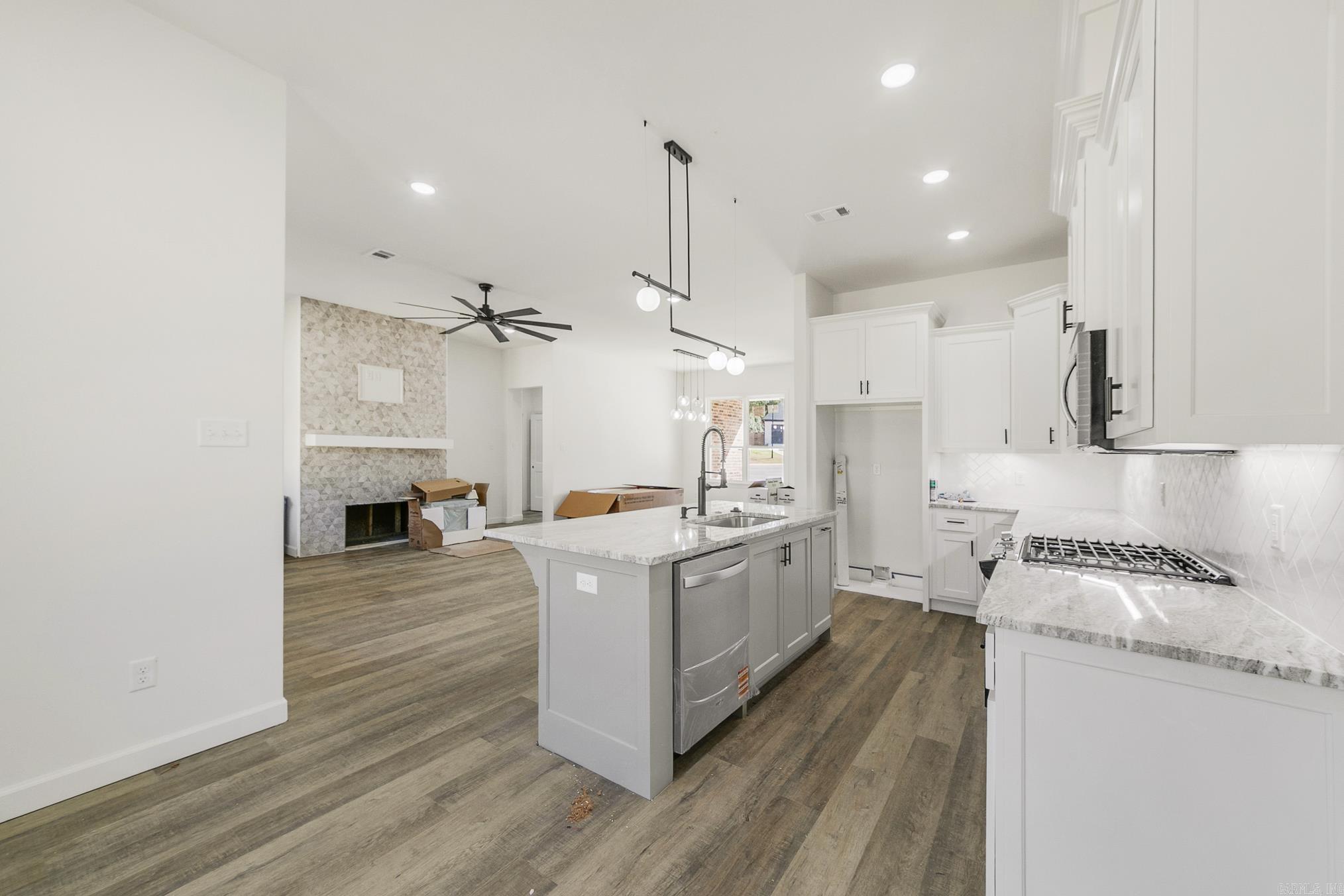 30  Denali  Cabot, AR